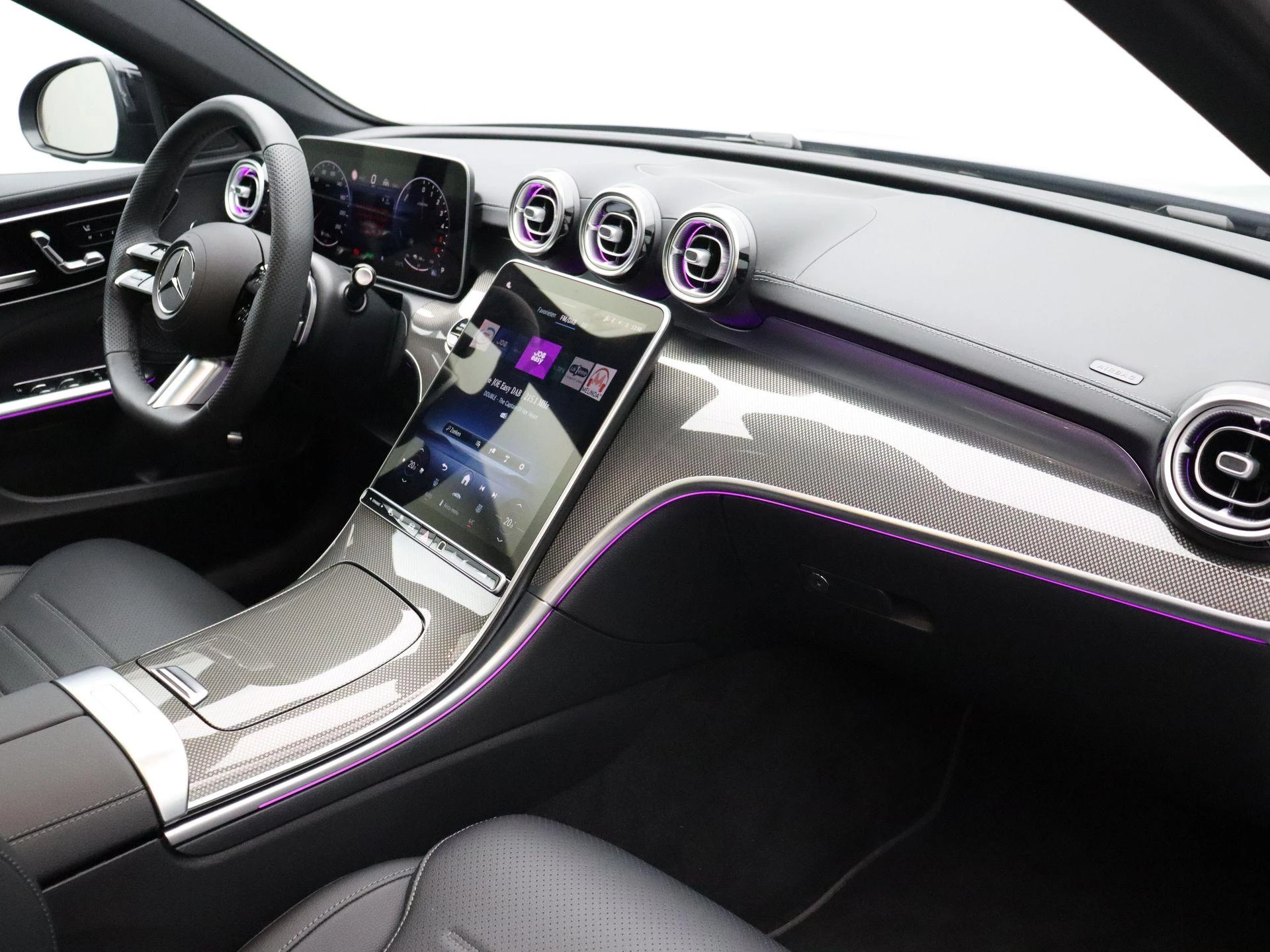 Mercedes-Benz C-Klasse 300 de 4MATIC Break AMG Line + LEDER + PANO + TREKHAAK + DIGITAL LIGHT +