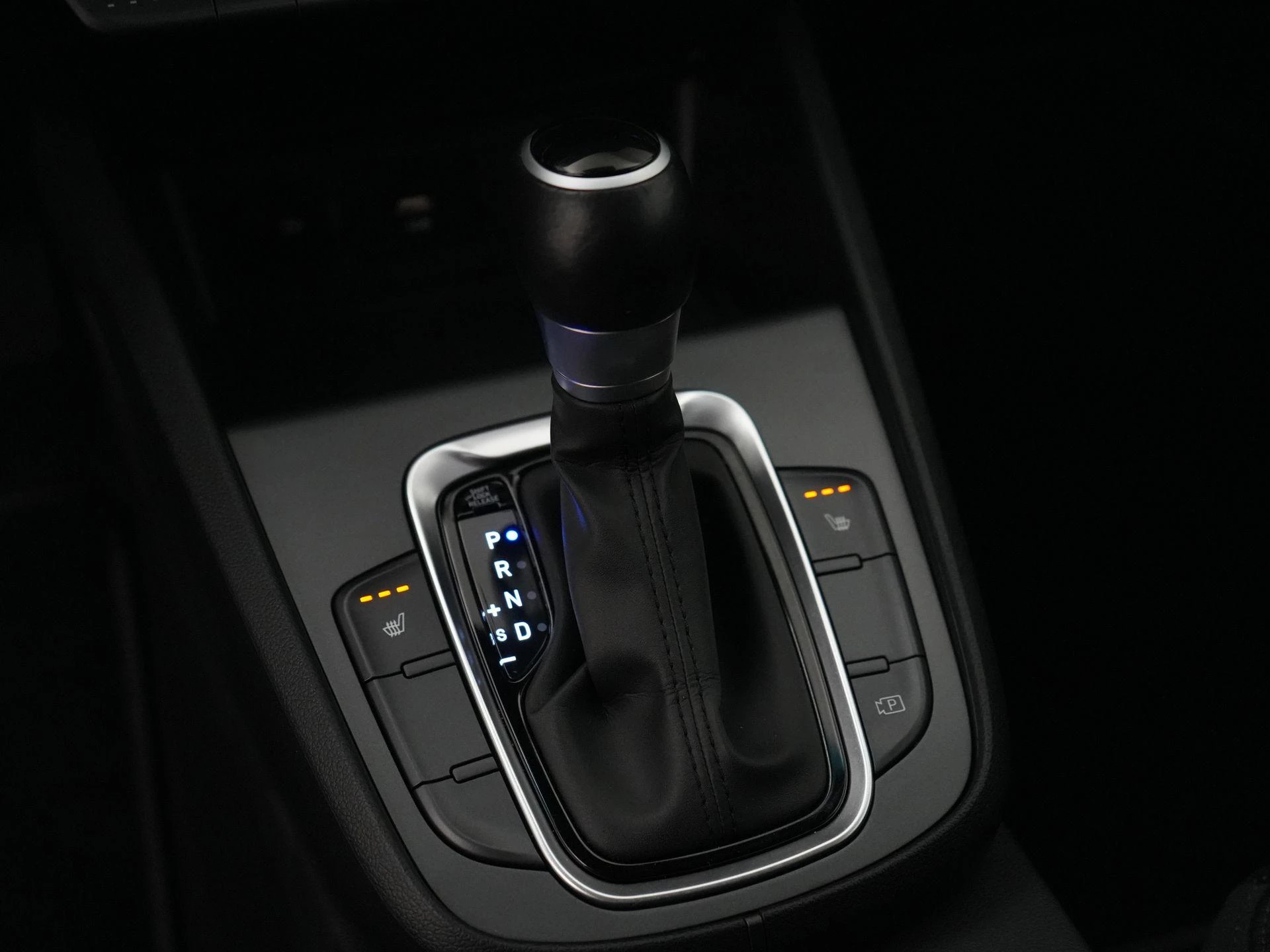 Hyundai-Kona-image-17