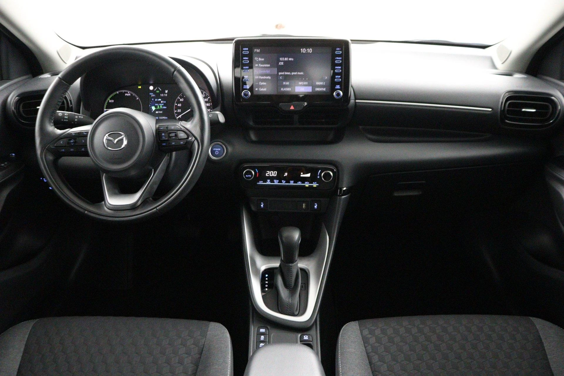 Mazda-2 Hybrid-image-4