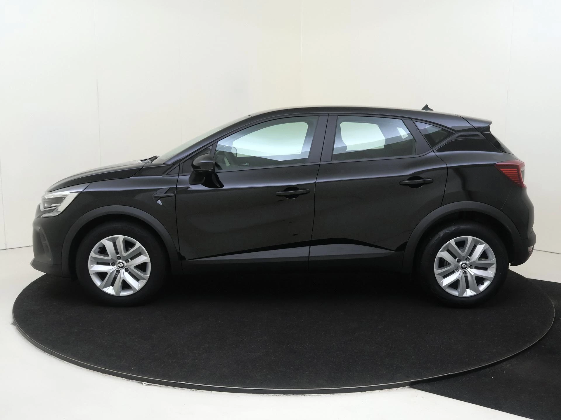 Renault-Captur-image-7