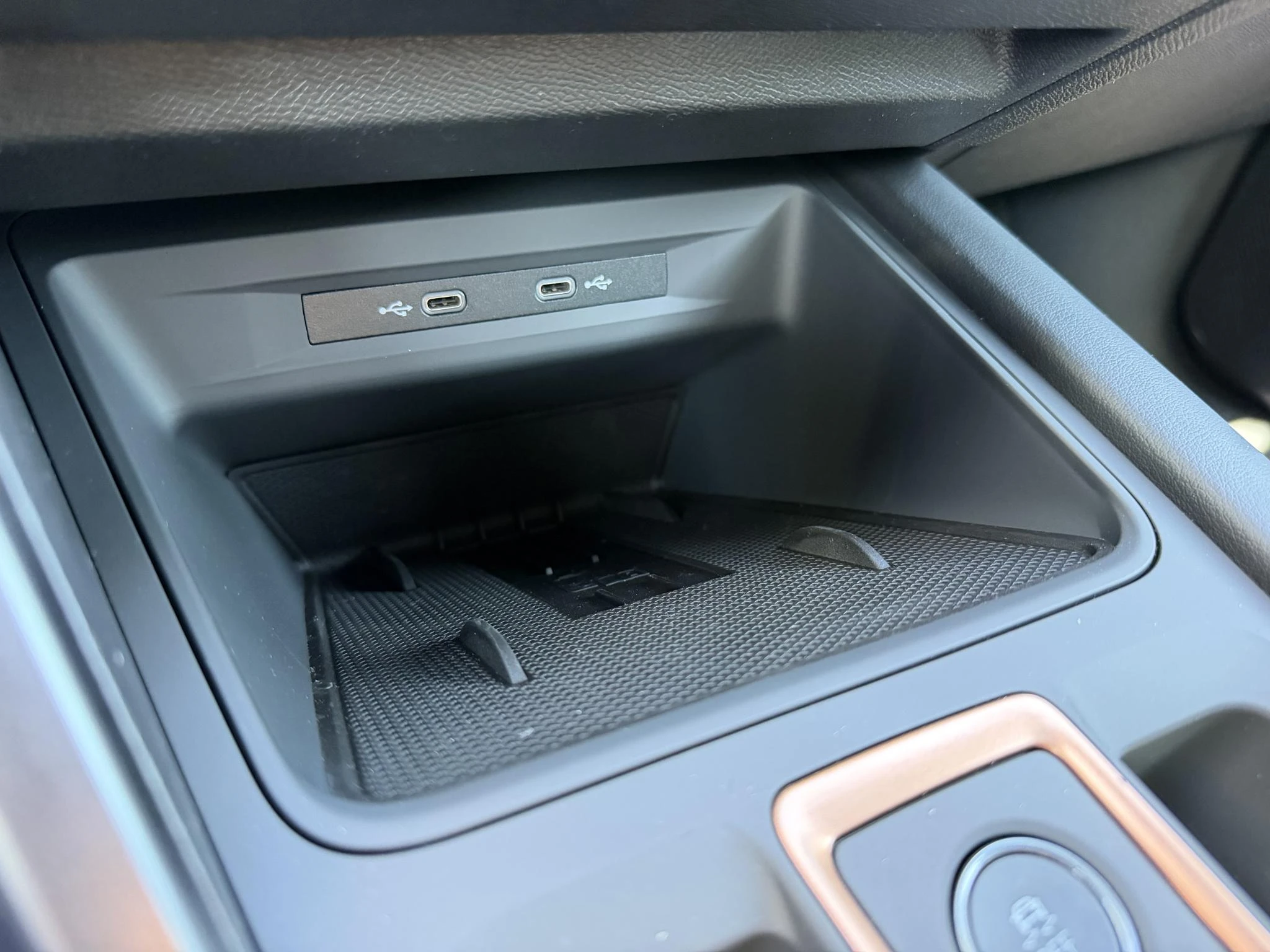 CUPRA-Leon-image-16