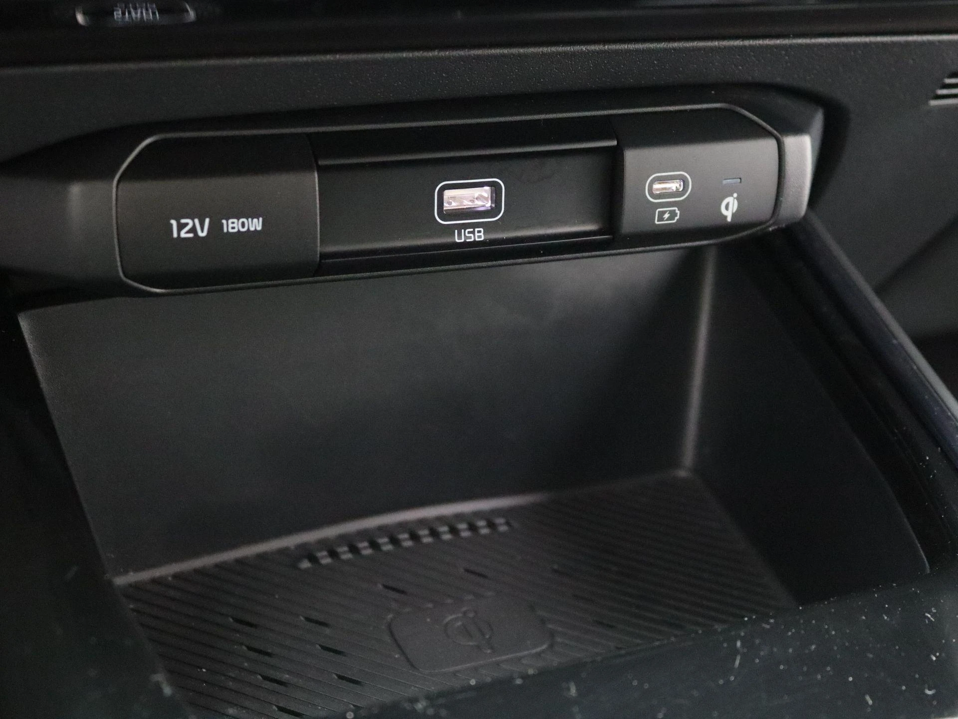 Kia-Niro-image-18