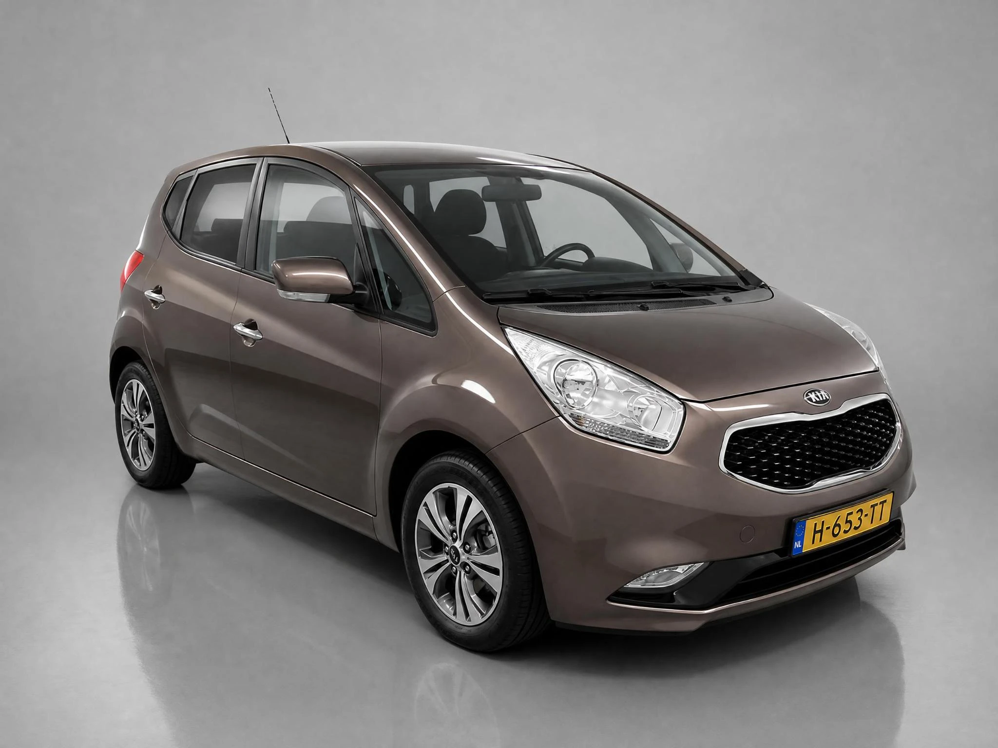 Kia-Venga-image-6