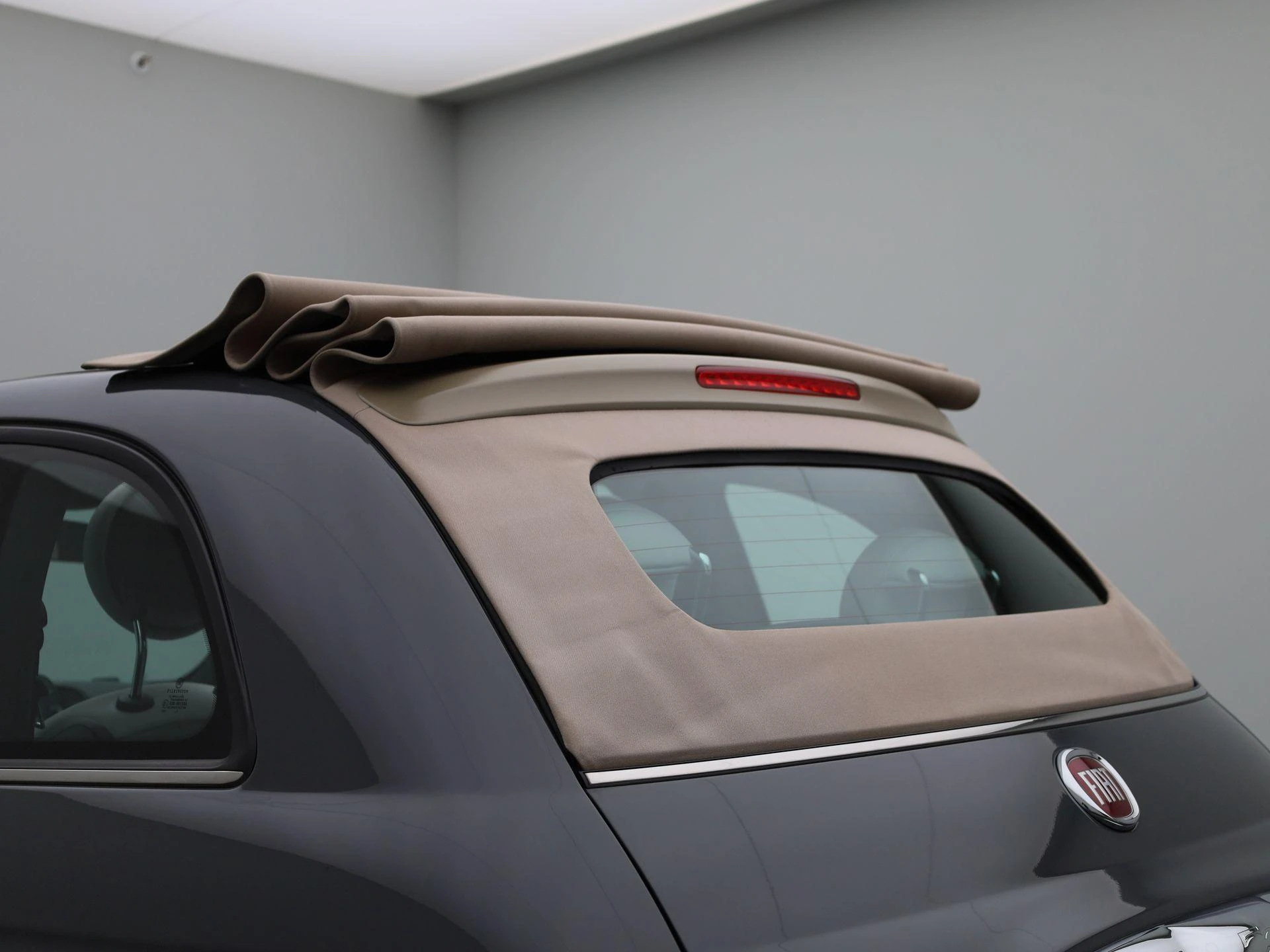 Fiat-500C-image-13