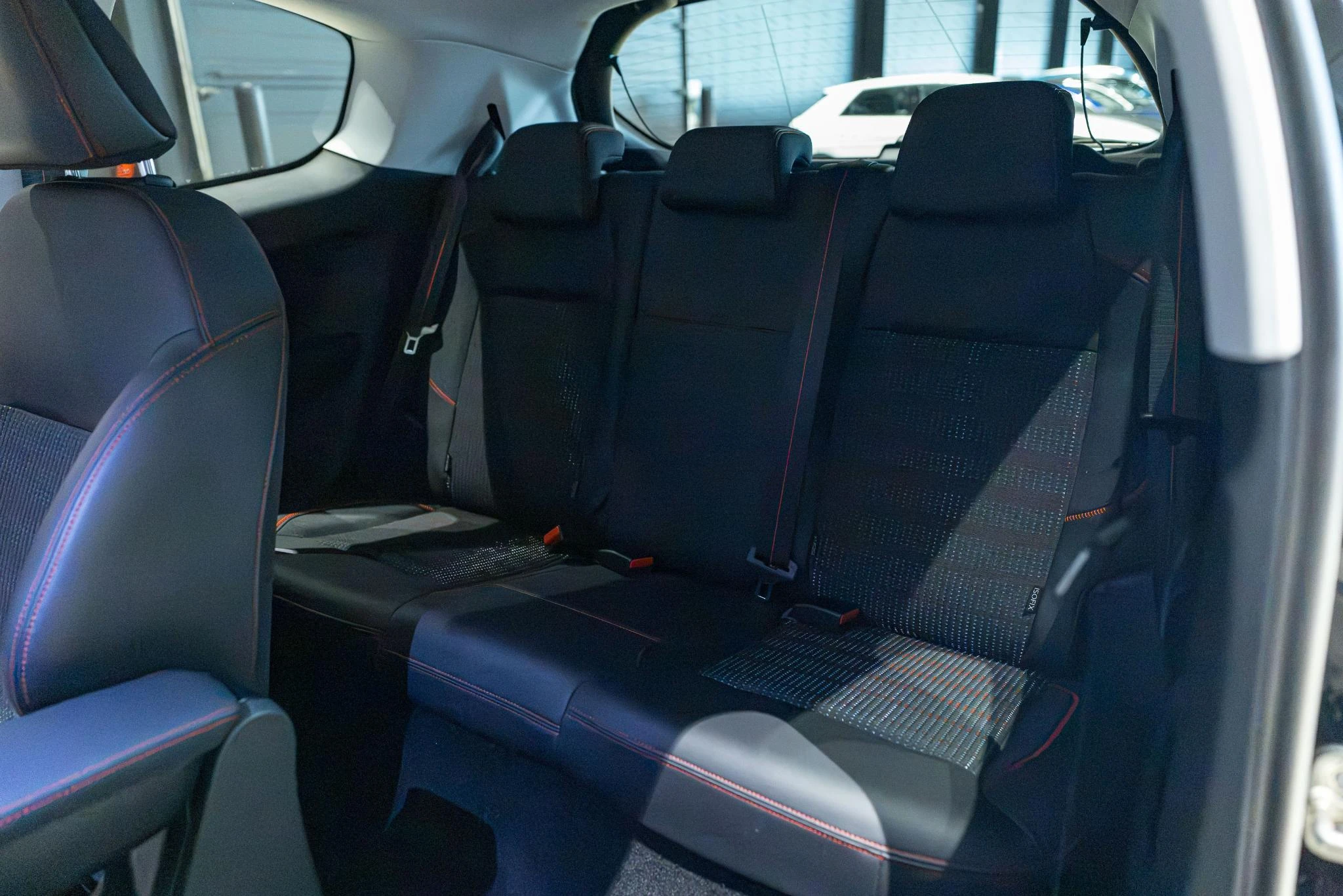 Peugeot-208-image-13