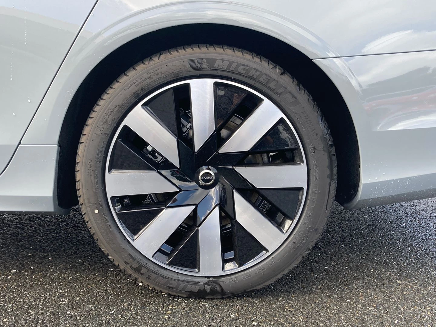 Volvo-V90-image-7