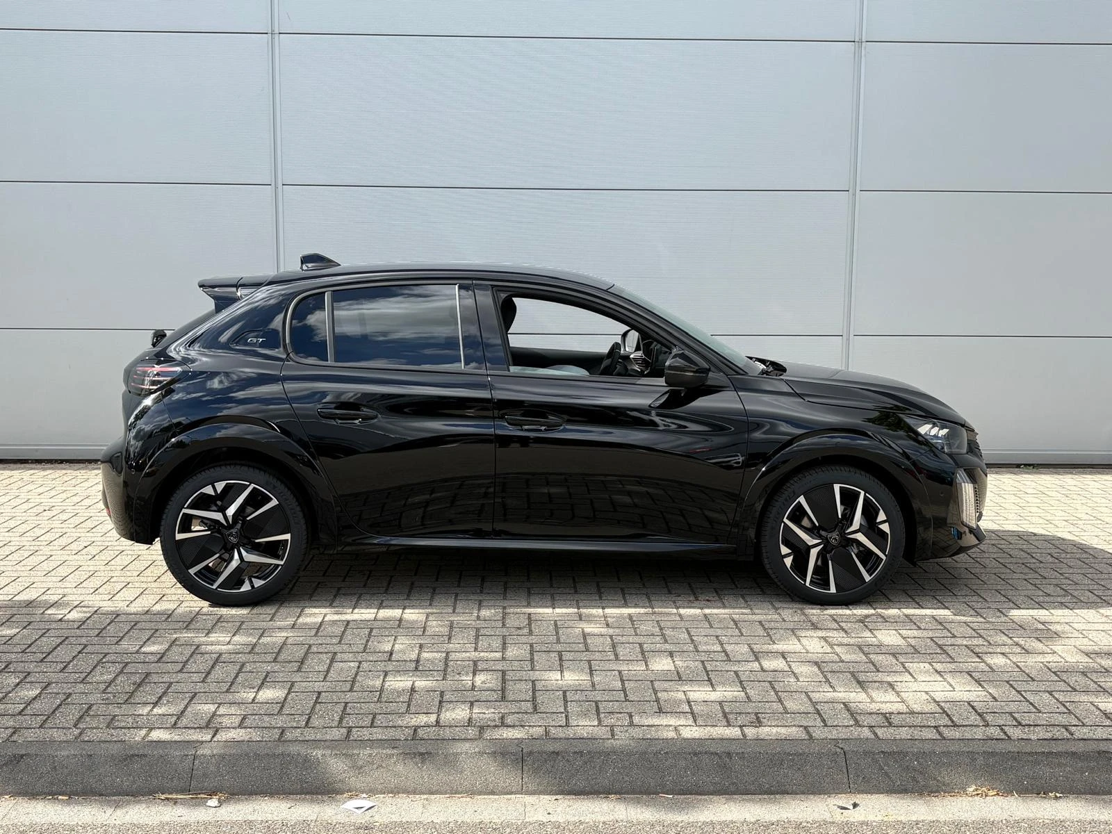 Peugeot-208-image-6