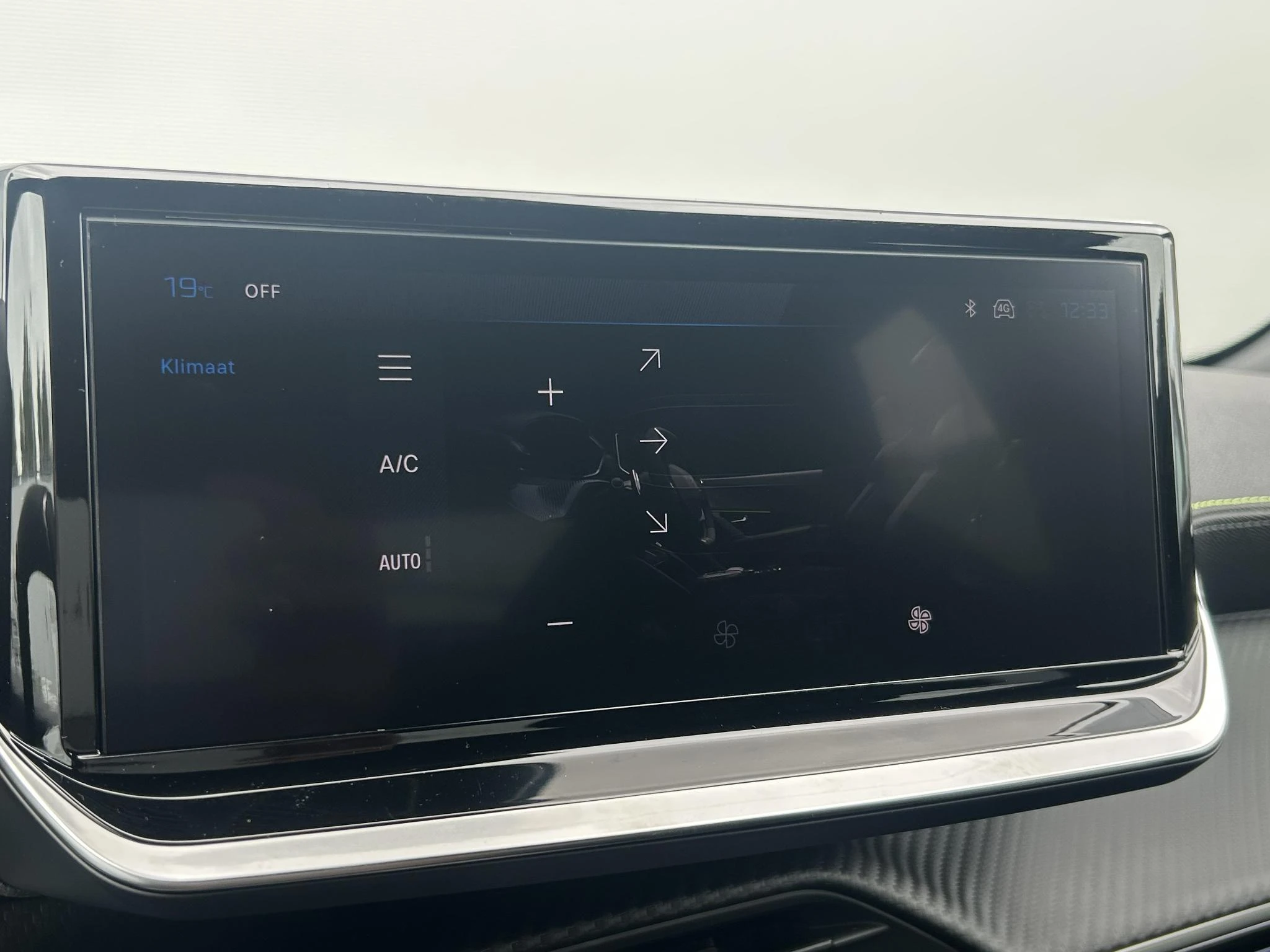 Peugeot-2008-image-14