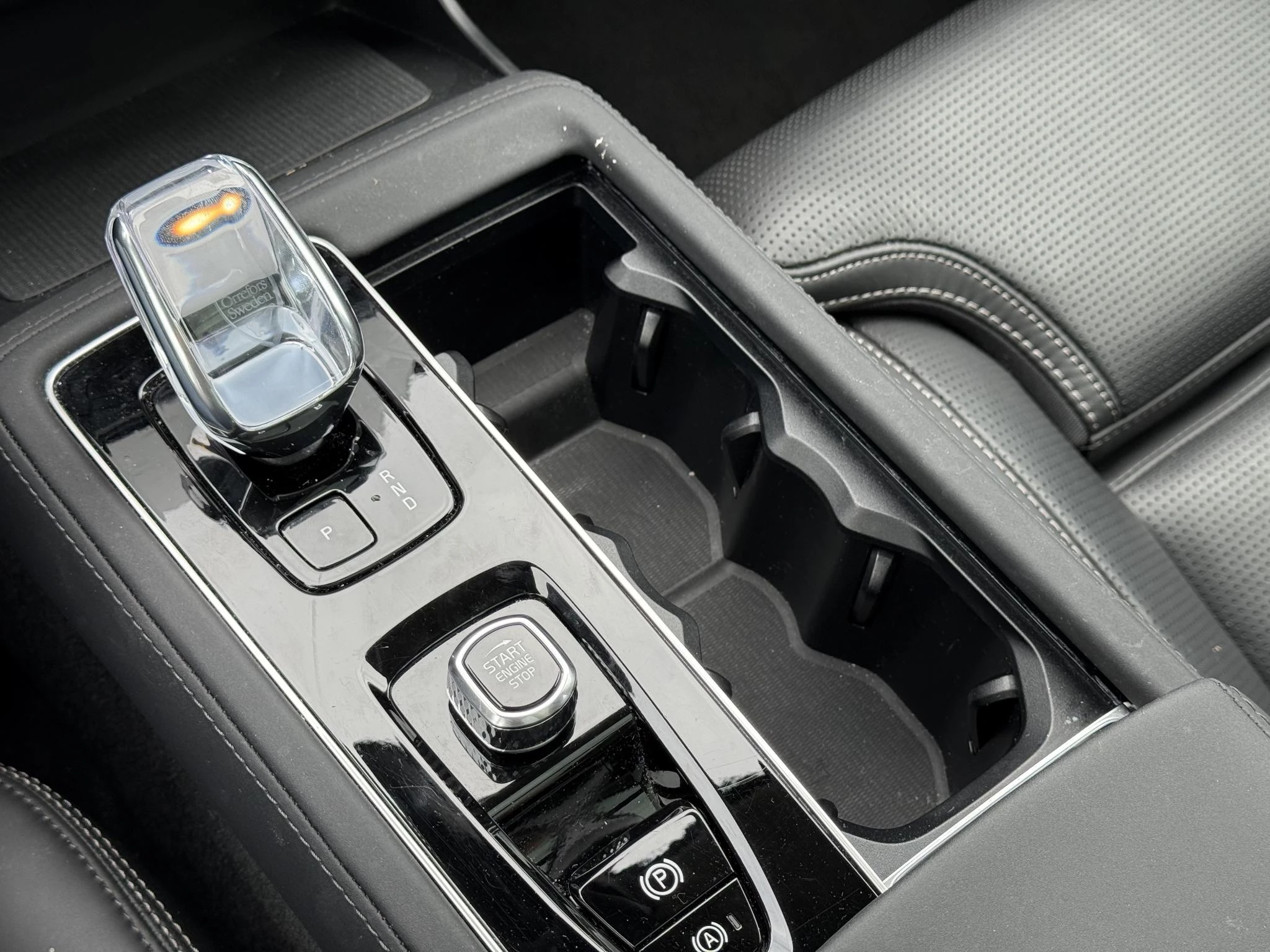 Volvo XC90 T8 Plug-in hybrid AWD Ultra Dark