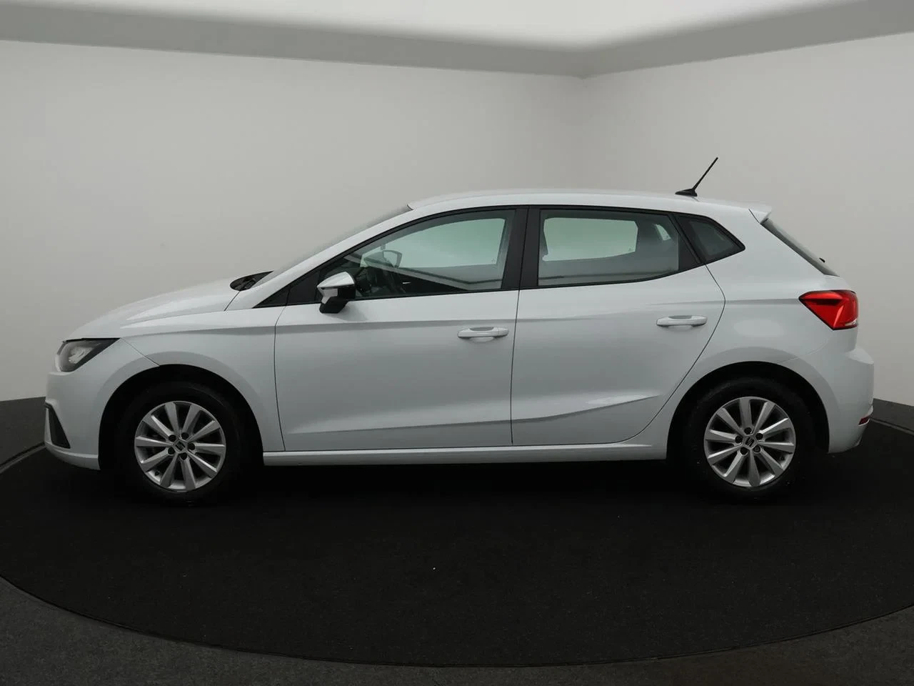 SEAT-Ibiza-image-4