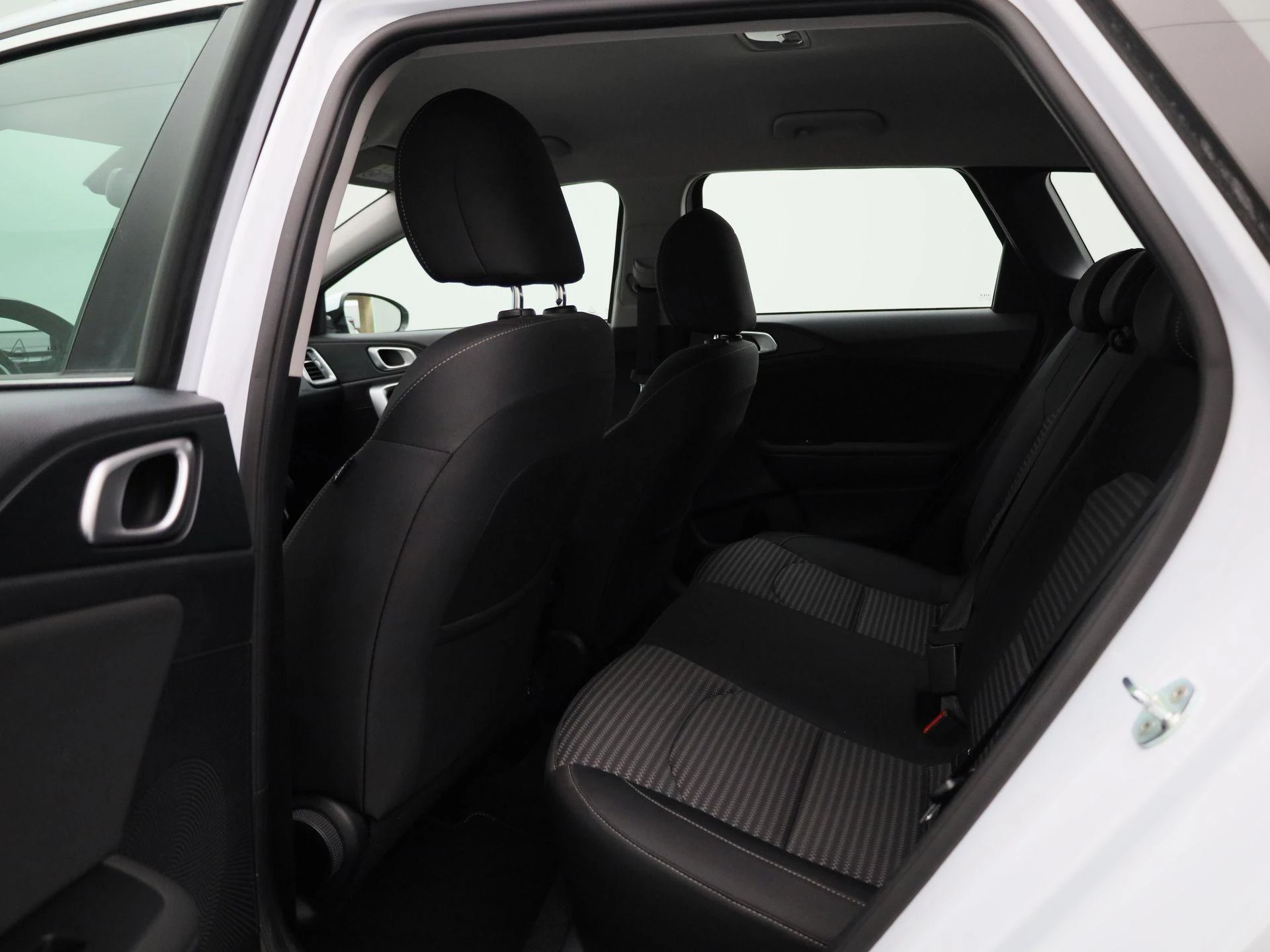 Kia-Ceed Sportswagon-image-10