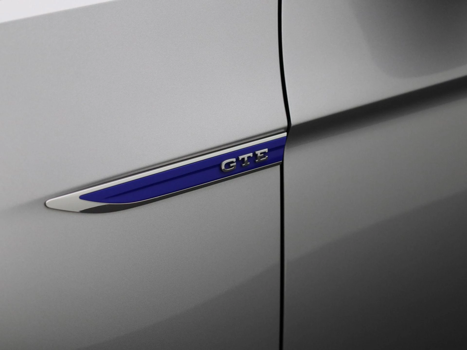 Volkswagen-Passat-image-17