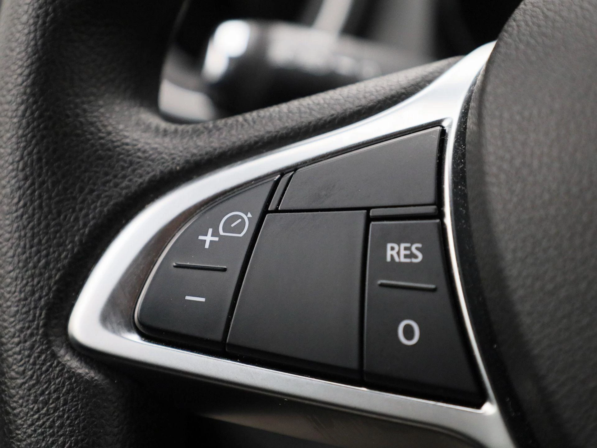 Dacia-Spring-image-19