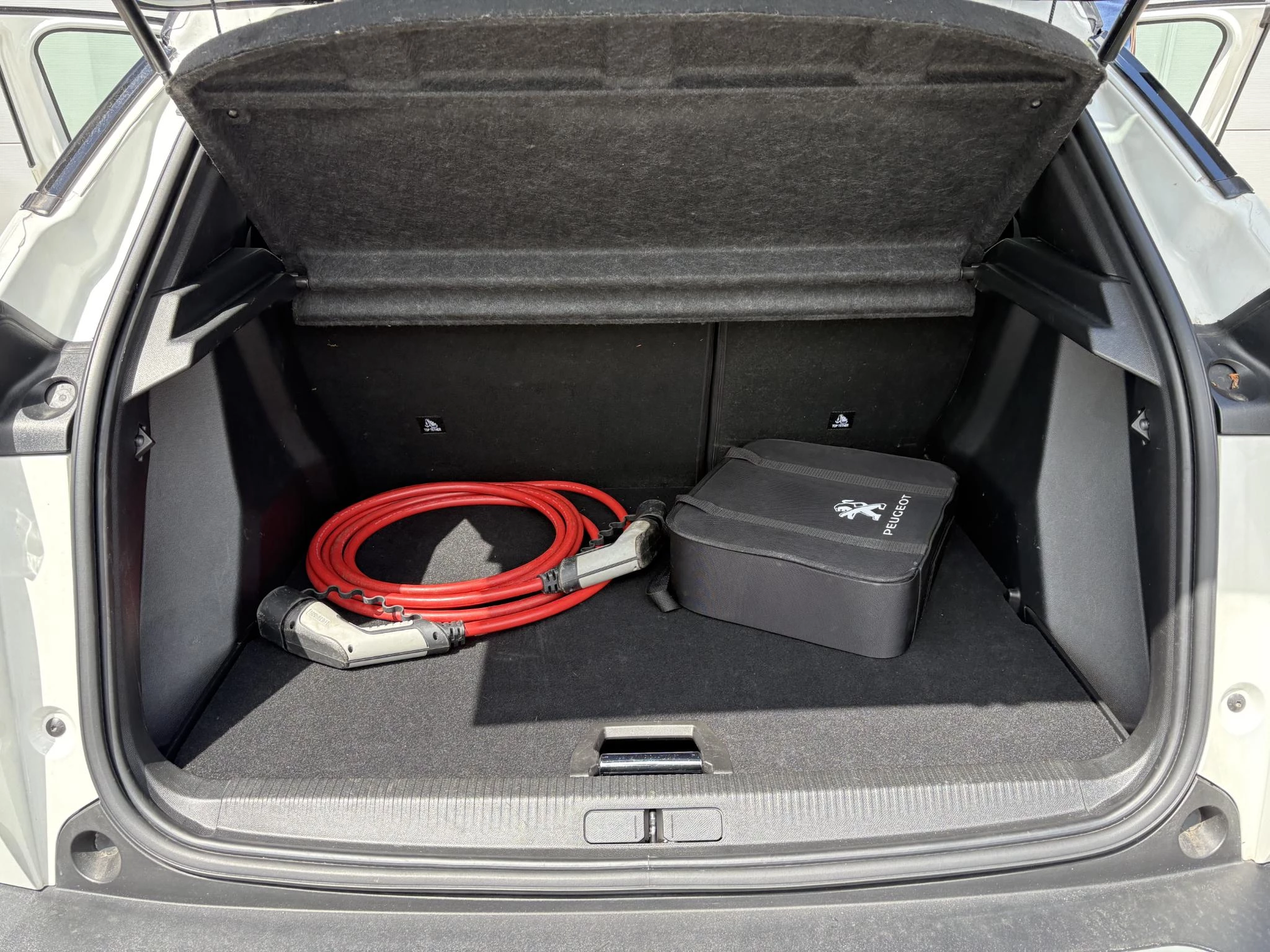 Peugeot e-2008 EV GT Pack 50 kWh