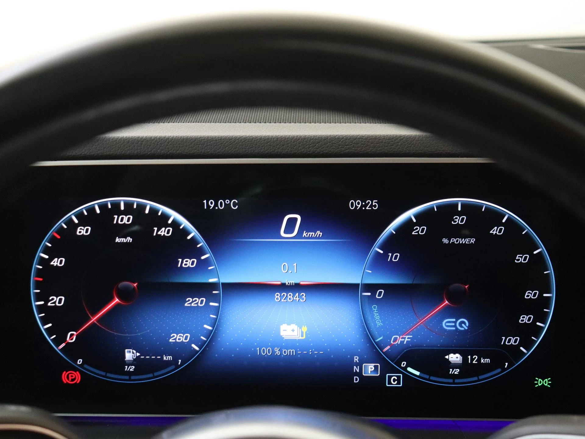 Mercedes-Benz-GLE-image-10