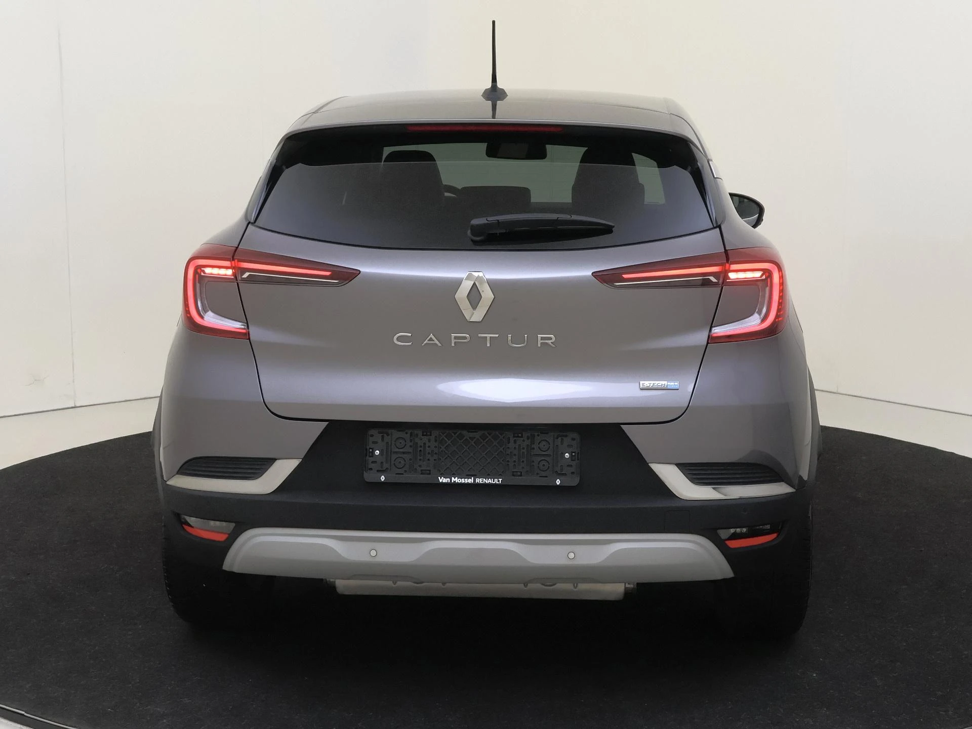 Renault-Captur-image-7