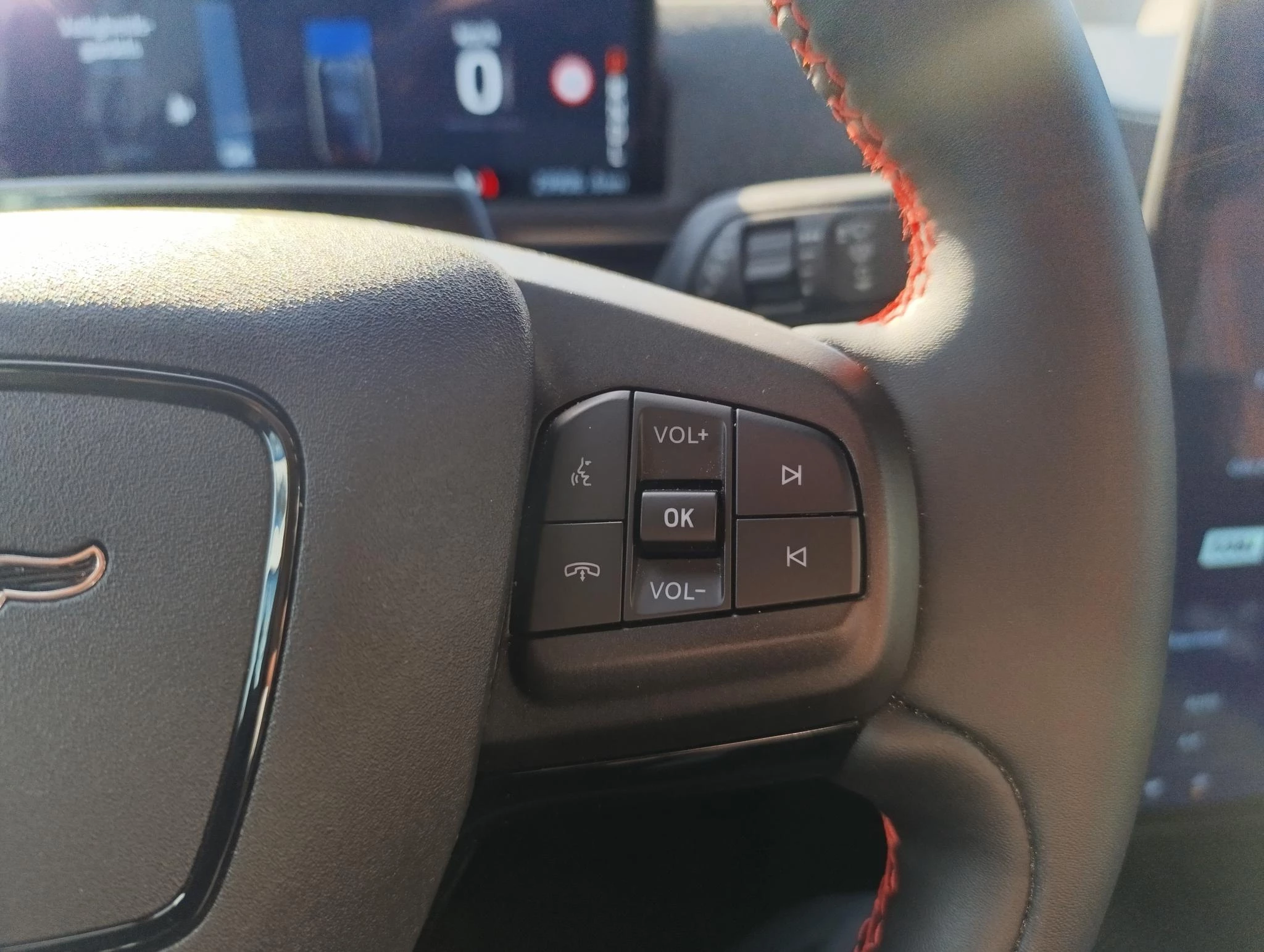 Ford-Mustang Mach-E-image-24