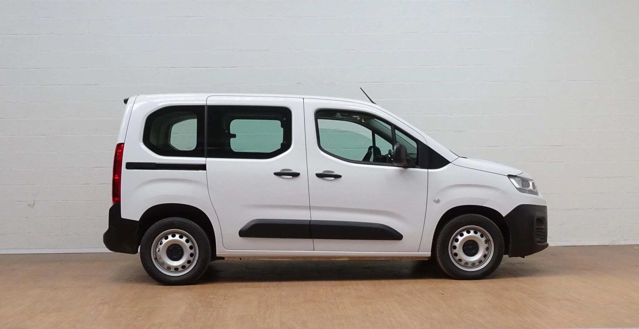 Citroën-ë-Berlingo-image-6