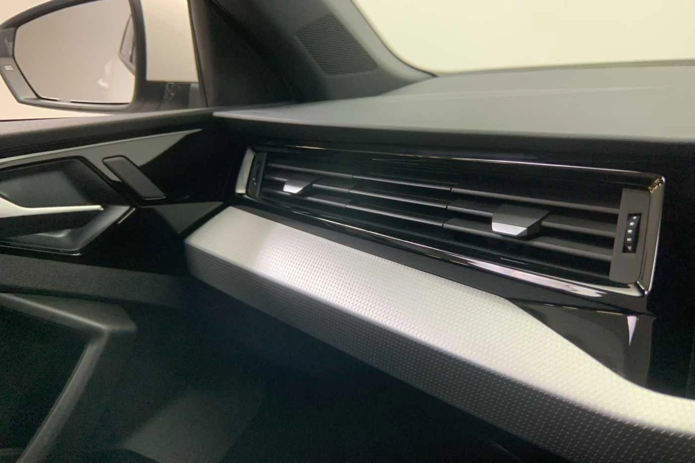 Audi-A1 Sportback-image-57