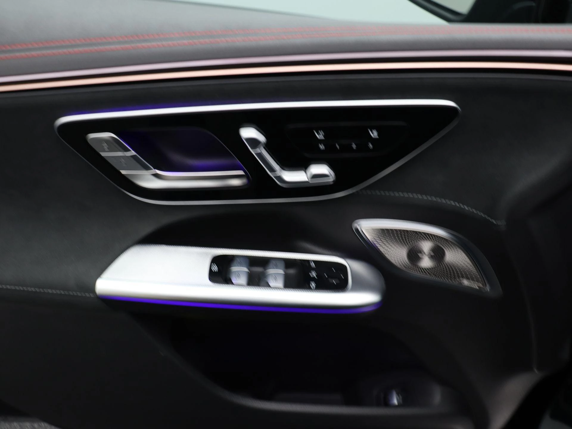 Mercedes-Benz EQE SUV 350+ Star Edition + PANO DAK + DIGITAL LIGHT + LEDER + HYPERSCREEN +