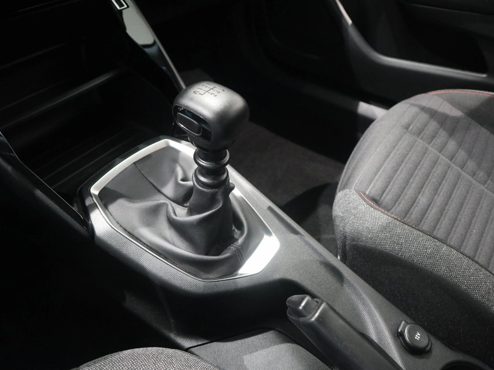 Peugeot-2008-image-15