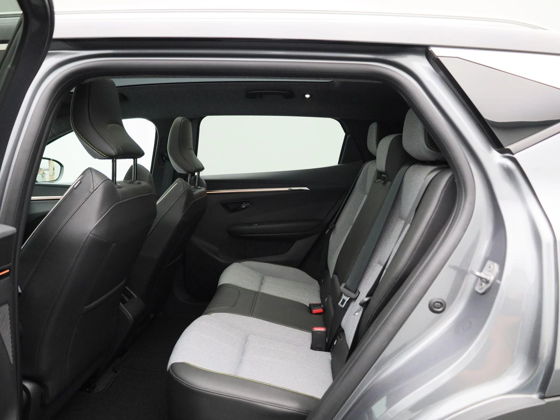 Renault-Scénic-image-9