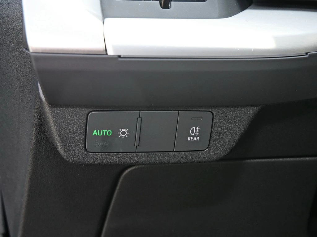 Audi-Q4 e-tron-image-15