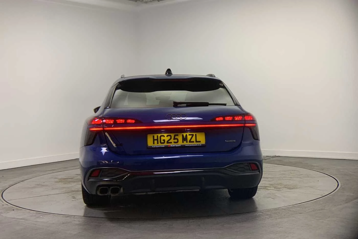 Audi-A6-image-10
