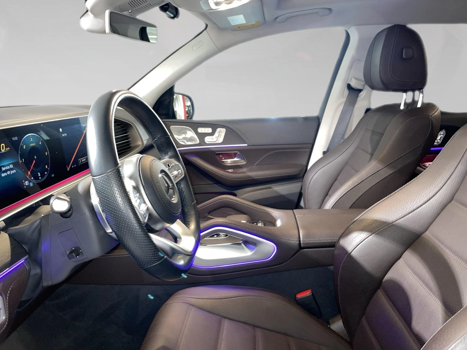 Mercedes-Benz-GLS-image-3