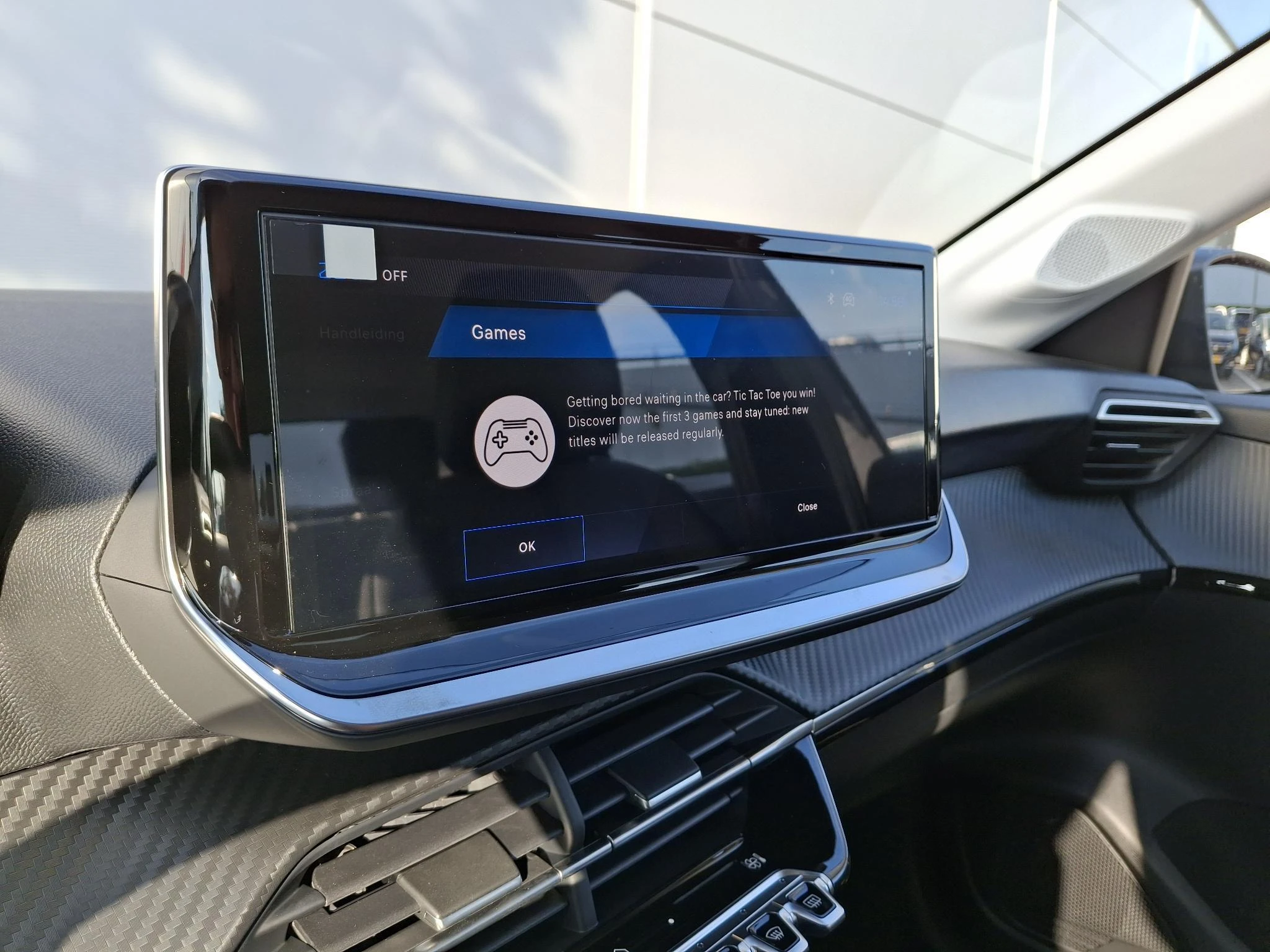 Peugeot-208-image-23