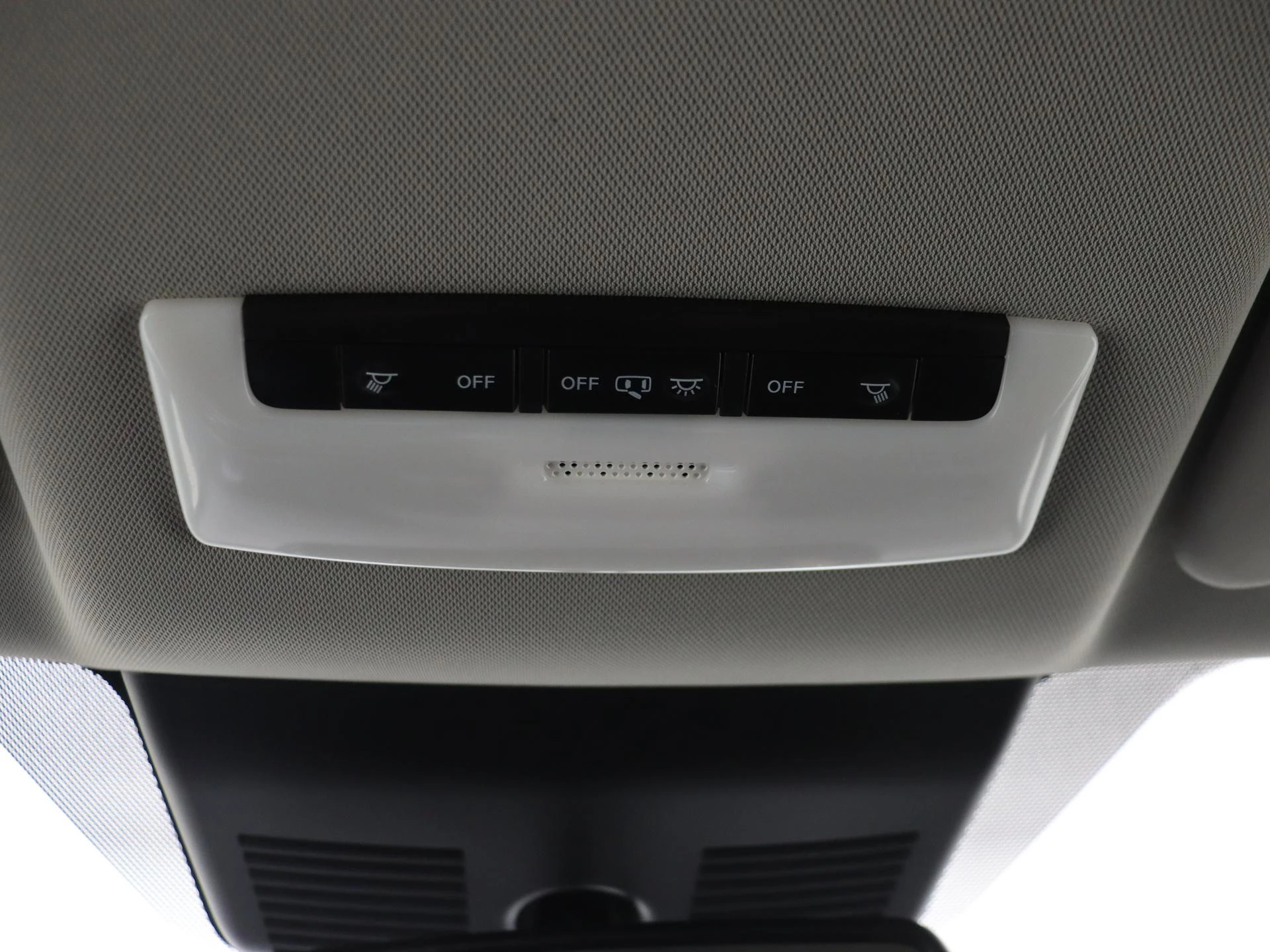 Nissan-Leaf-image-26