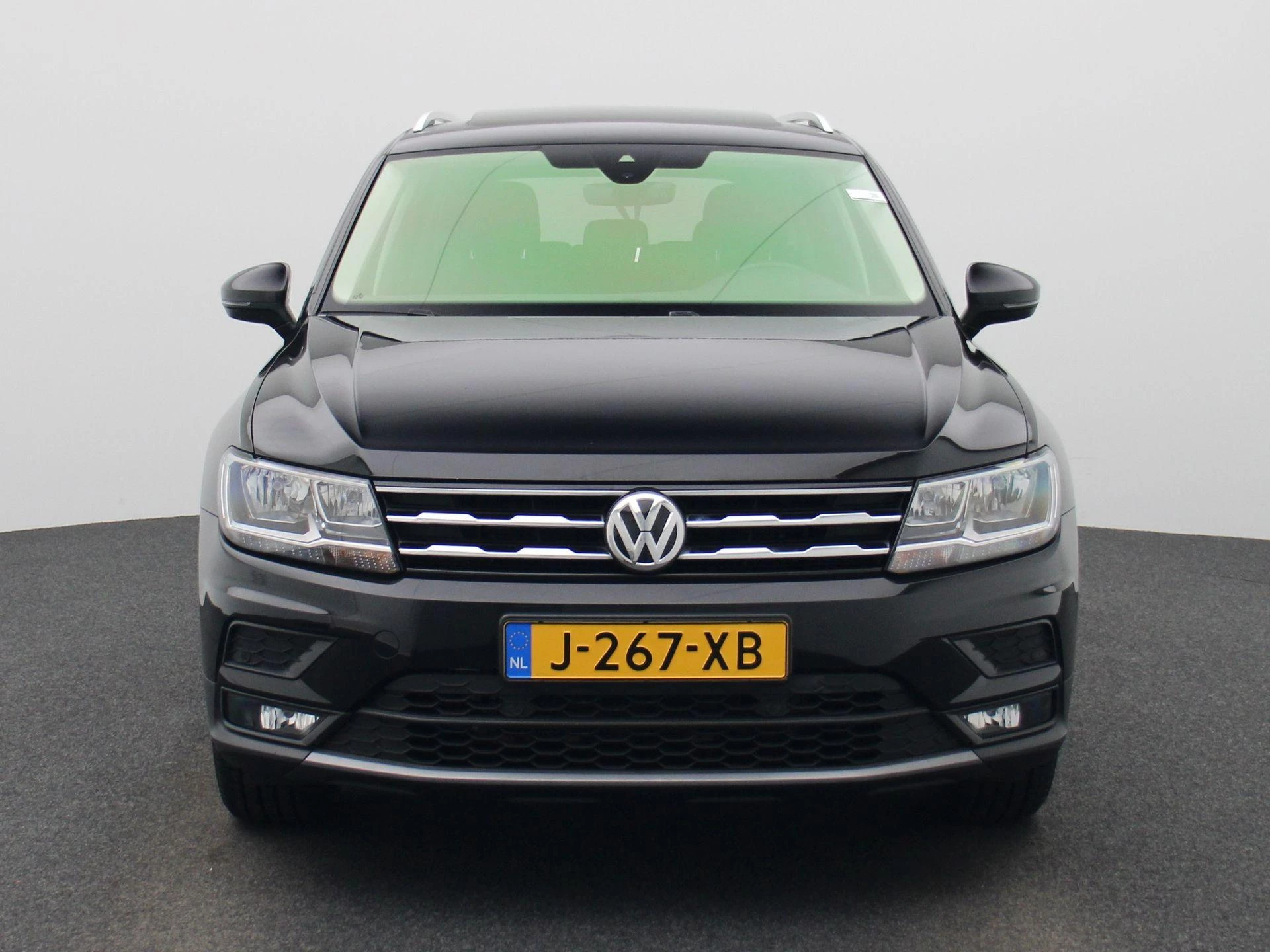 Volkswagen-Tiguan Allspace-image-2
