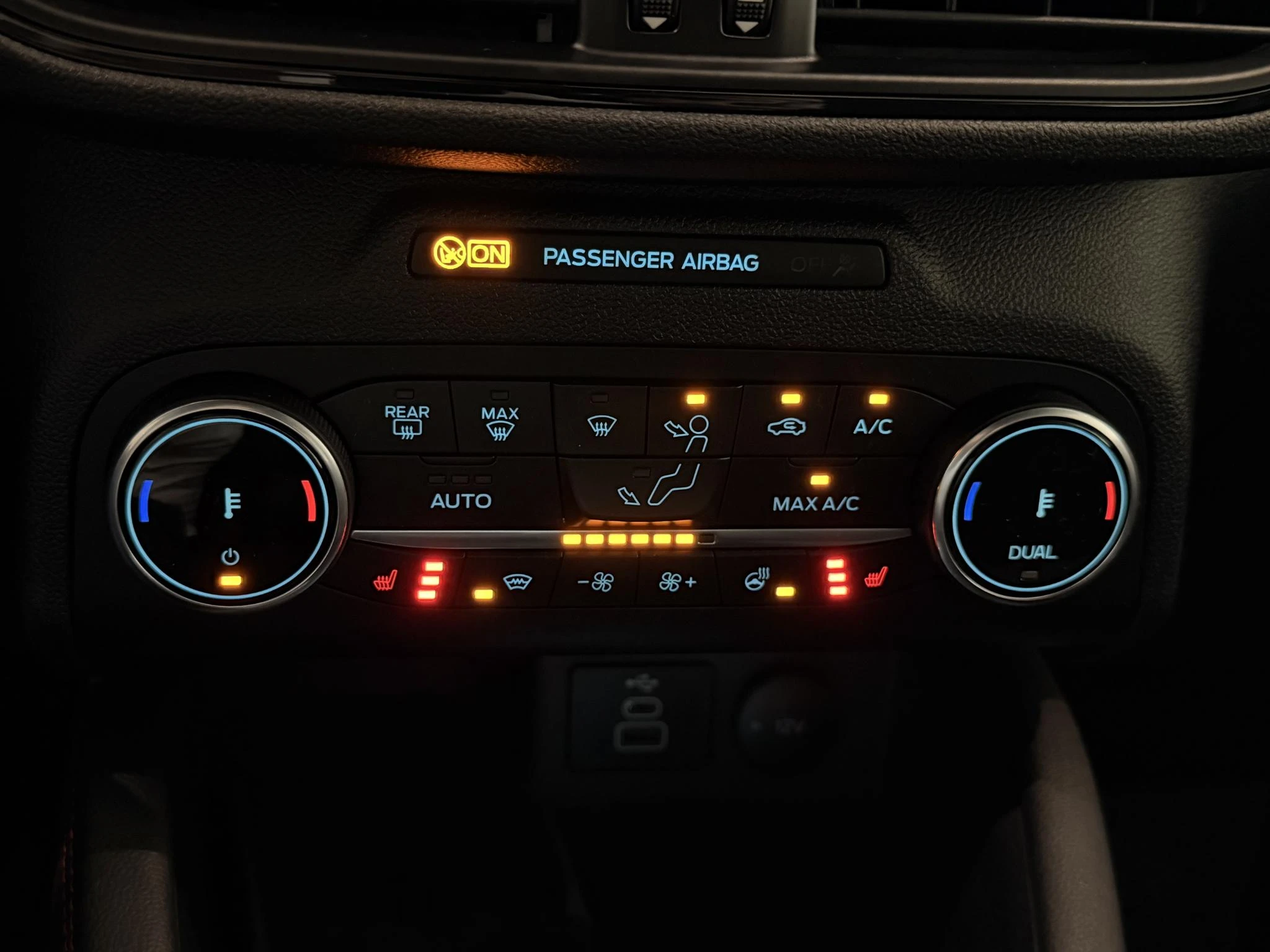 Ford-Kuga-image-14