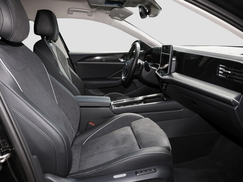 Volkswagen-Passat-image-6