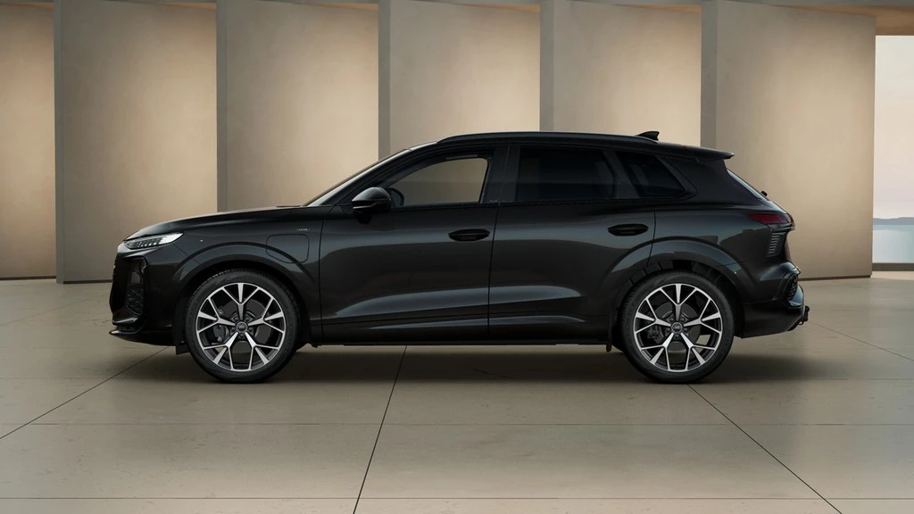 Audi Q3 e-hybrid S tronic S line Tech plus Navi
