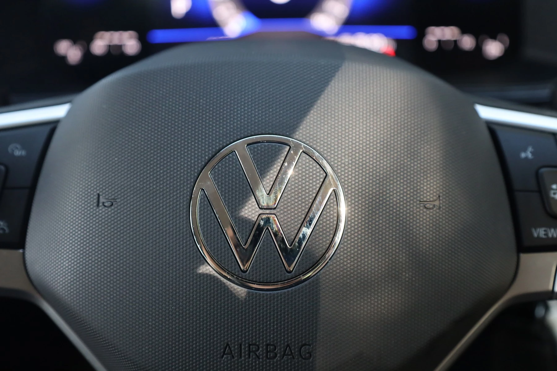 Volkswagen-Polo-image-26