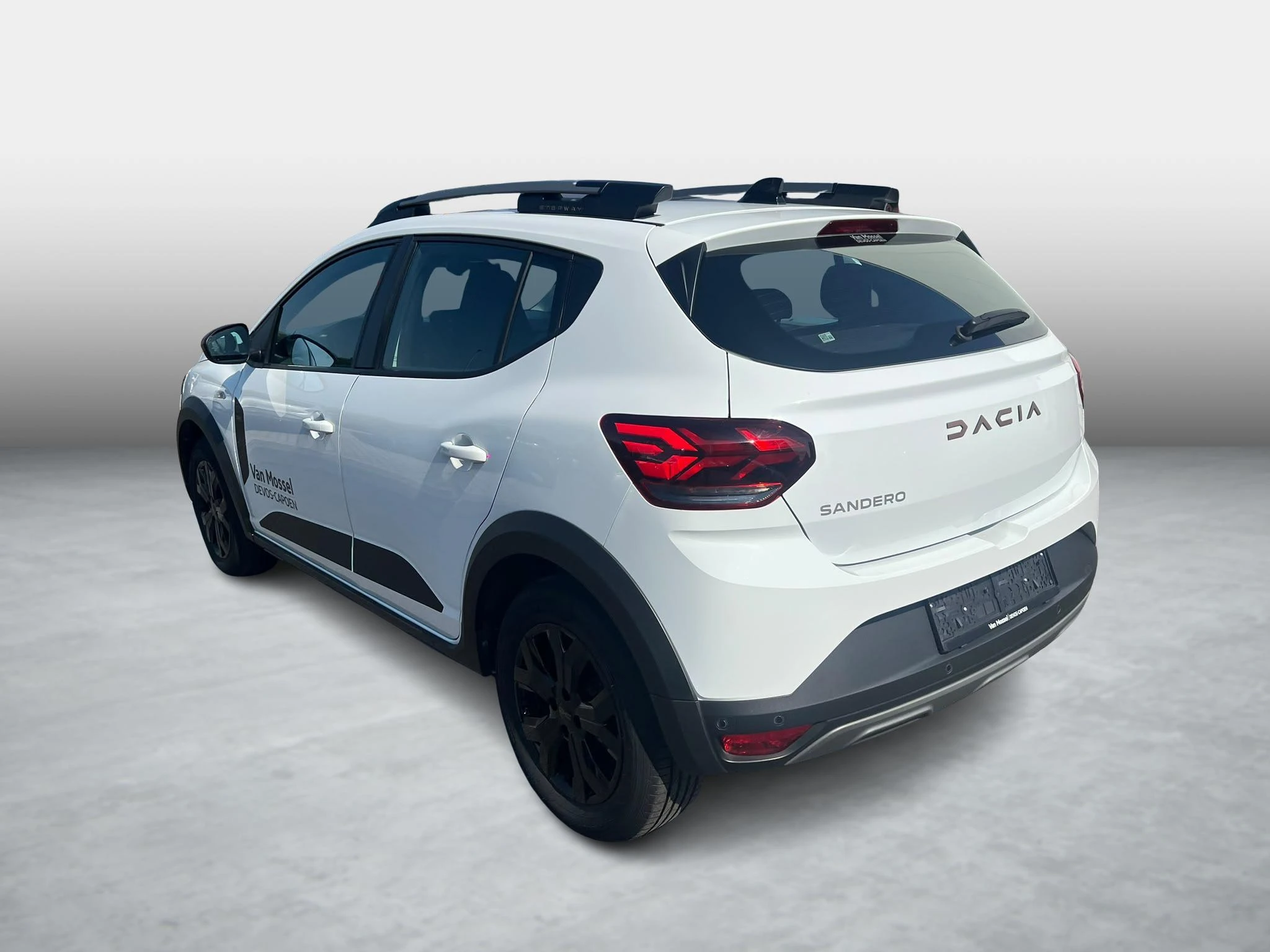Dacia-Sandero Stepway-image-6