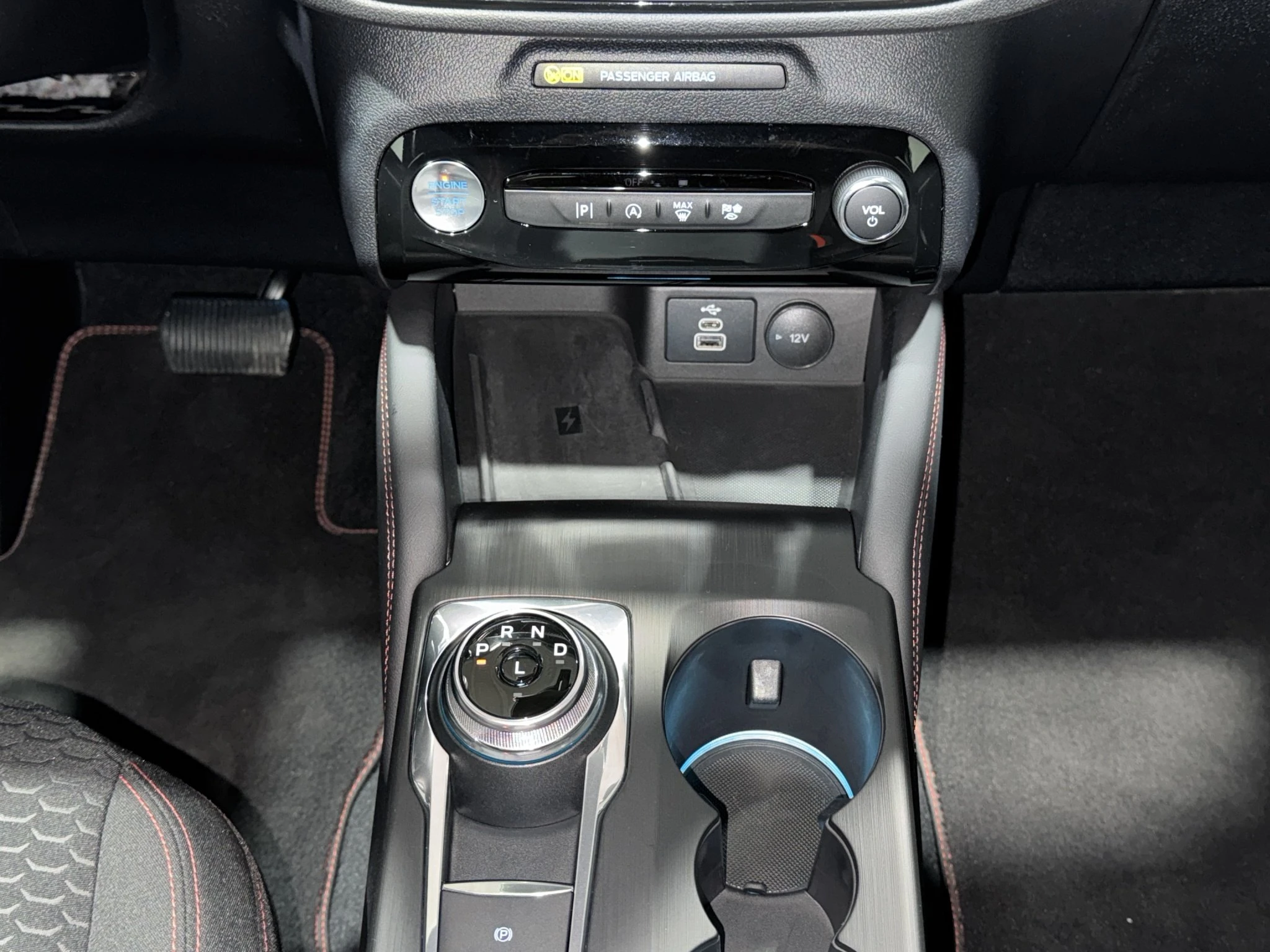 Ford-Kuga-image-16