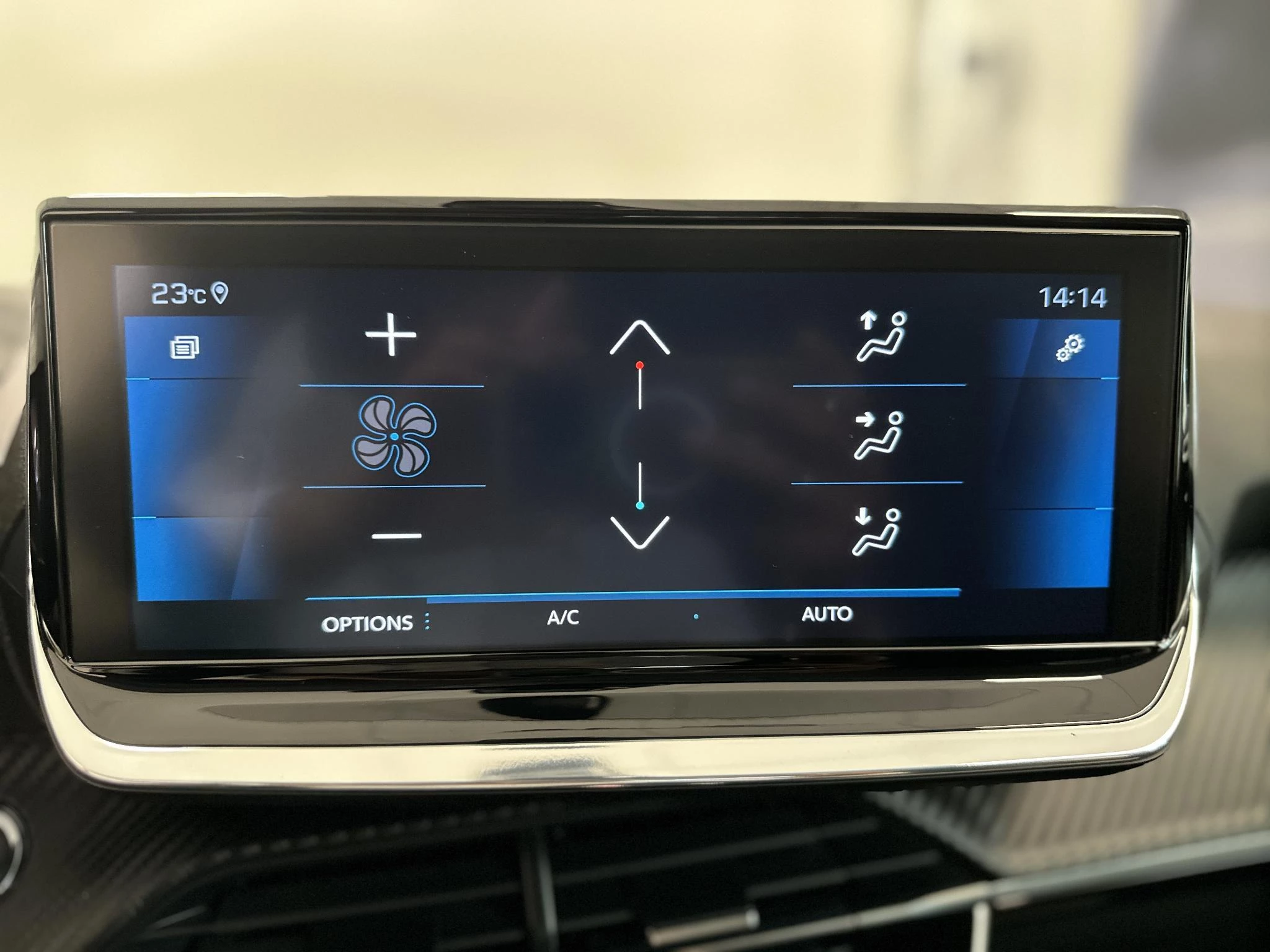 Peugeot-208-image-13