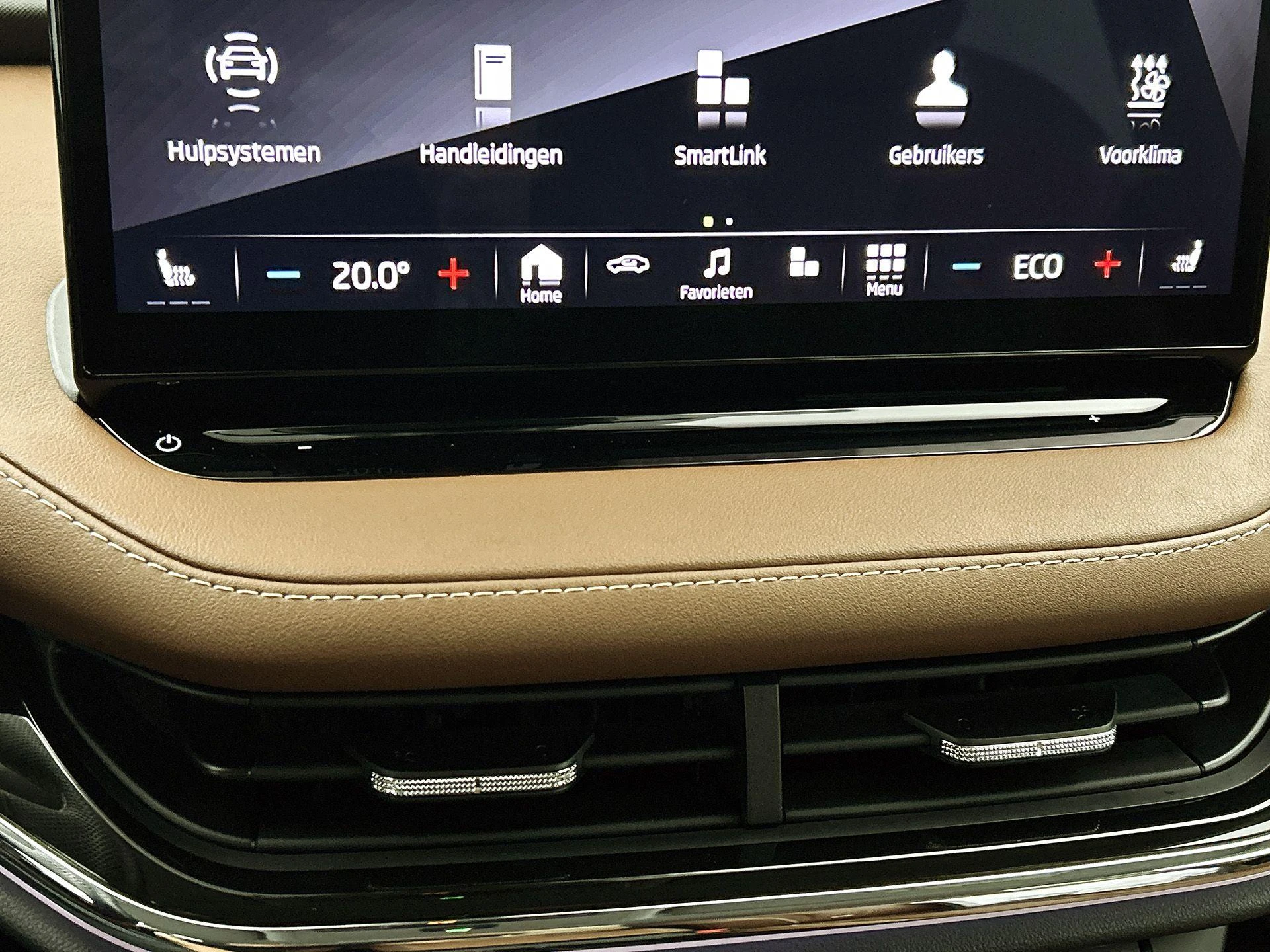 Škoda-Enyaq iV-image-15