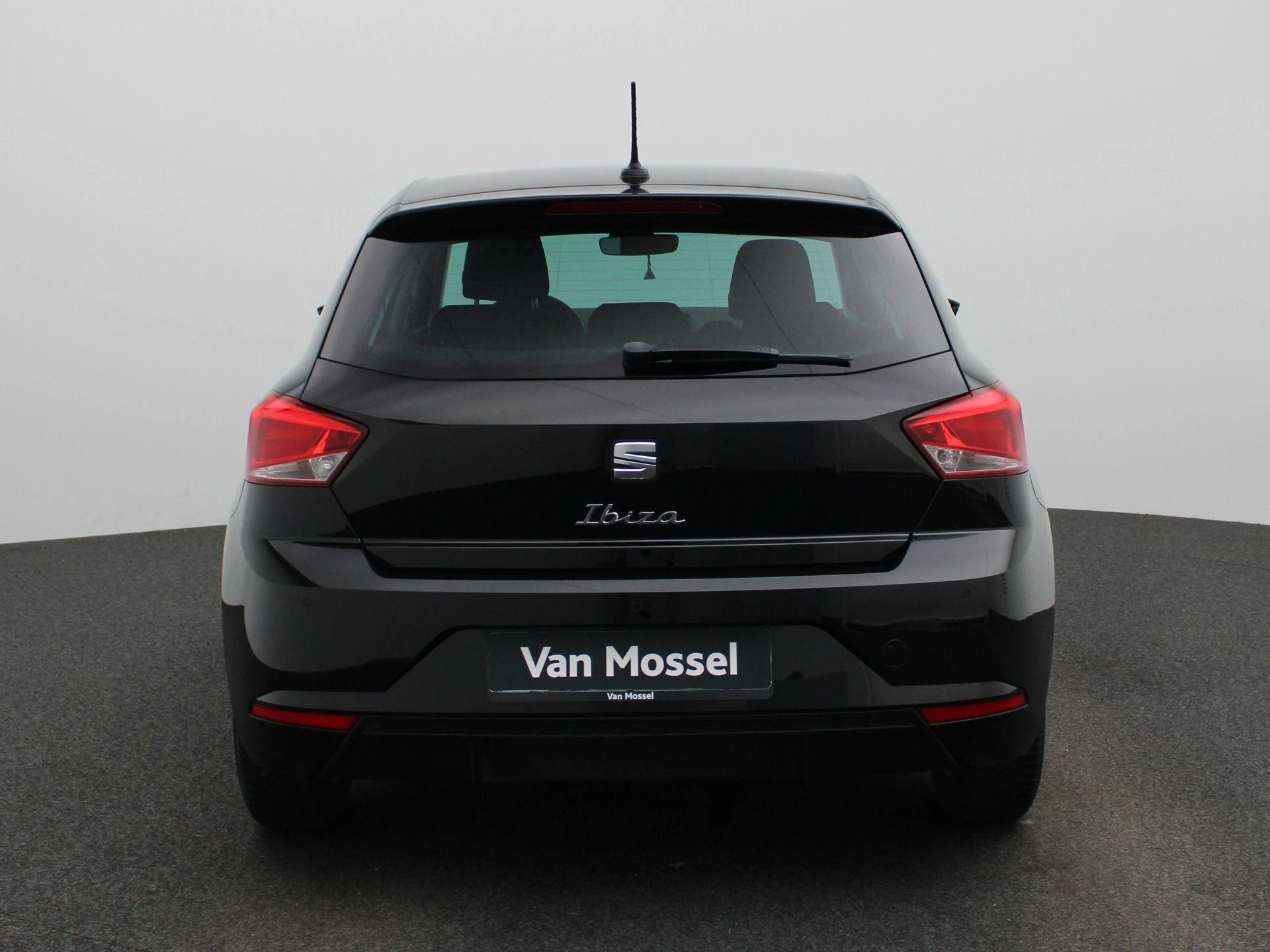 SEAT-Ibiza-image-5