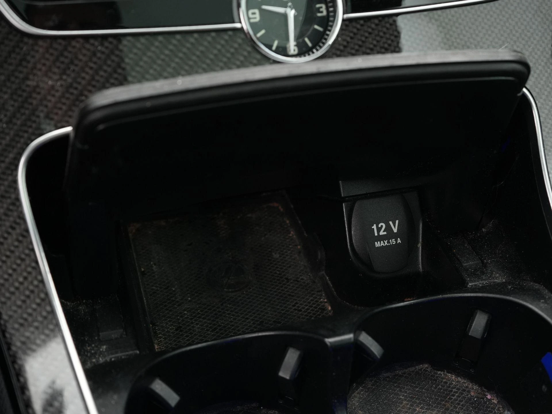 Mercedes-Benz-C-Klasse-image-25