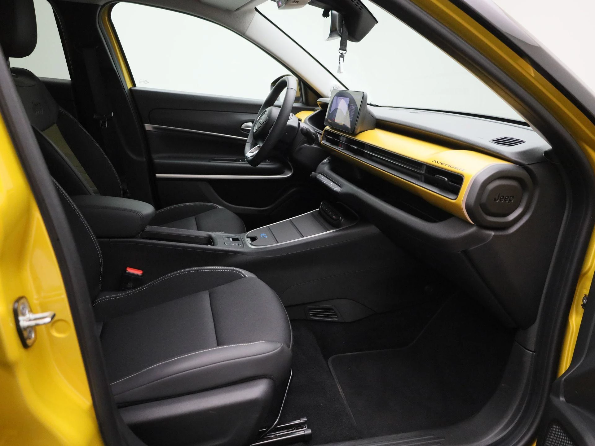 Jeep-Avenger-image-35