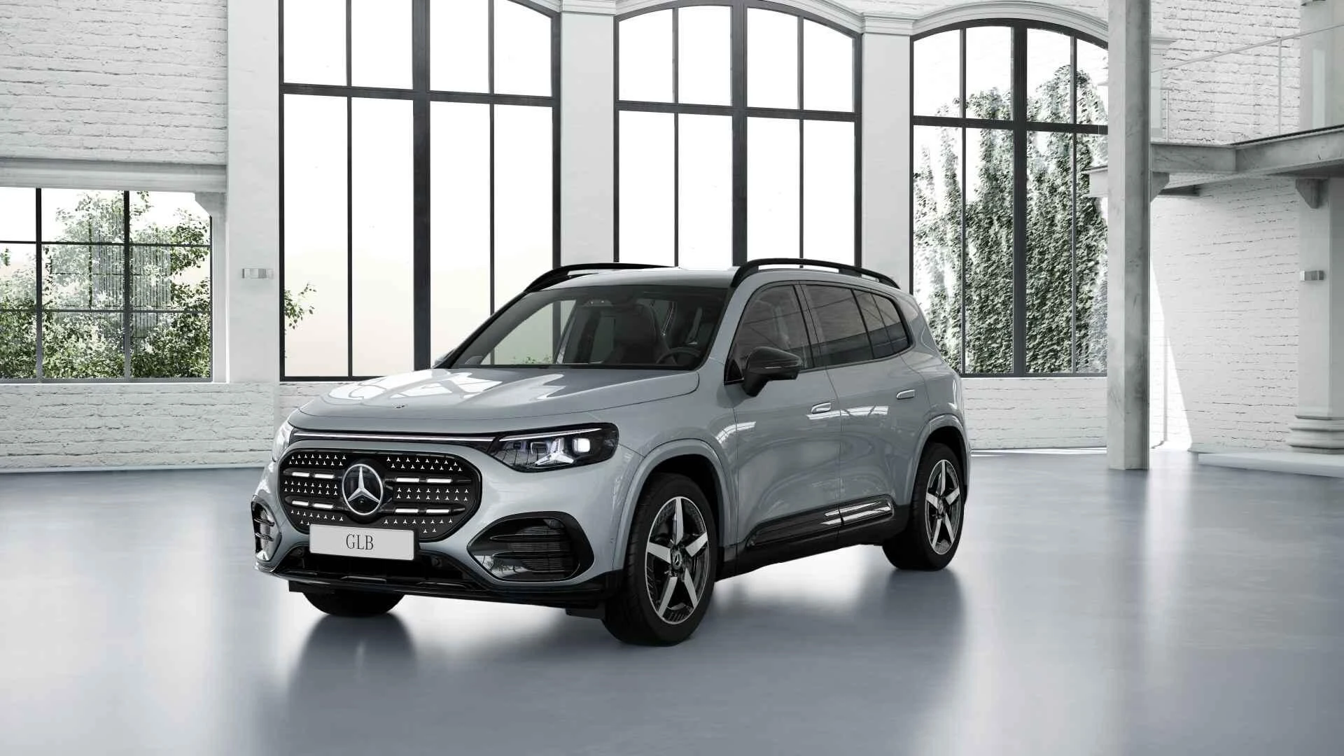 Mercedes-Benz-GLB-image-0