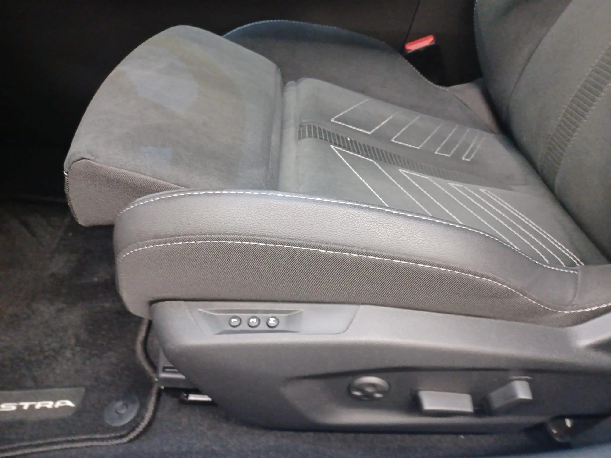 Opel-Astra-image-12