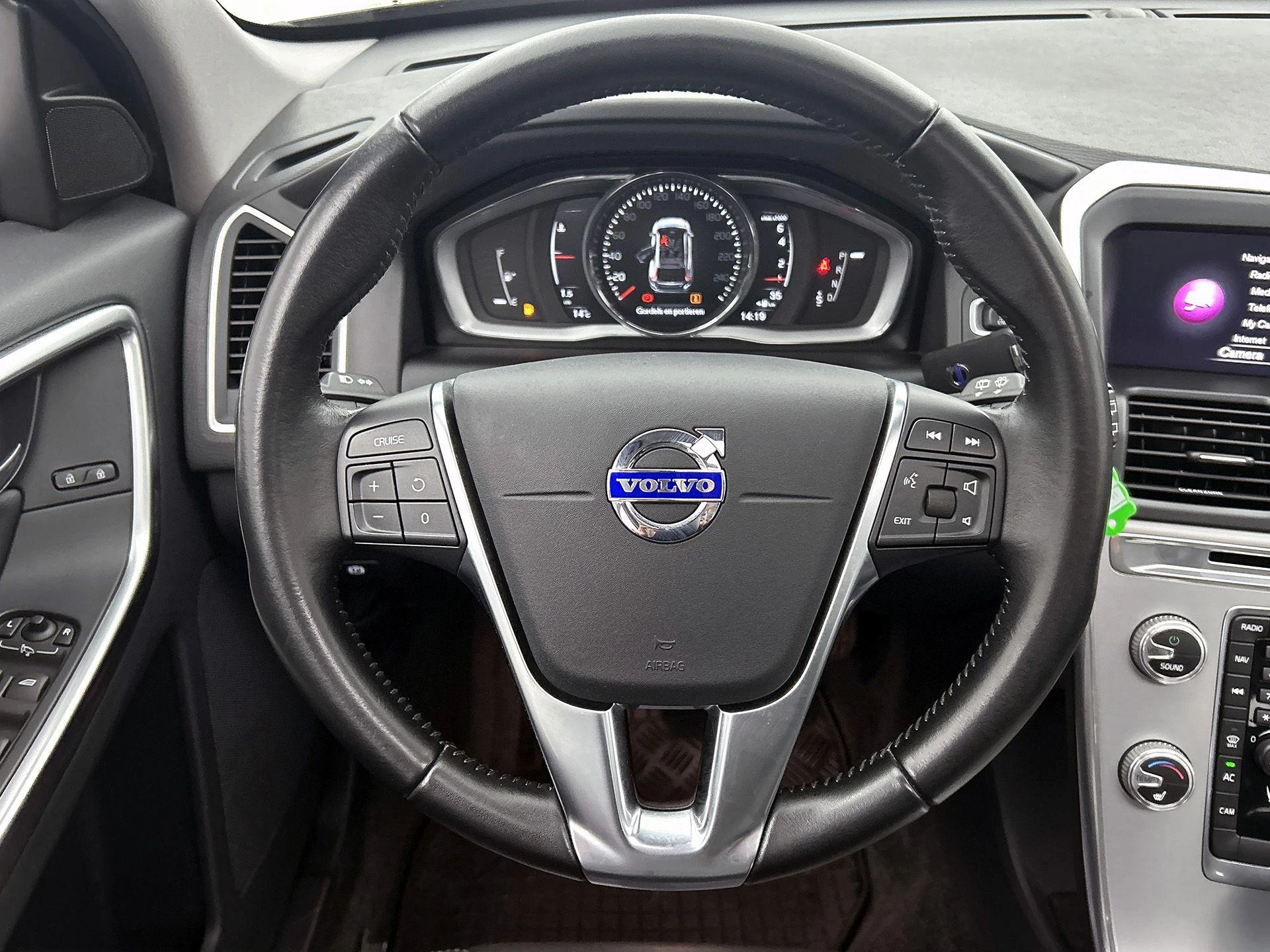 Volvo-XC60-image-33