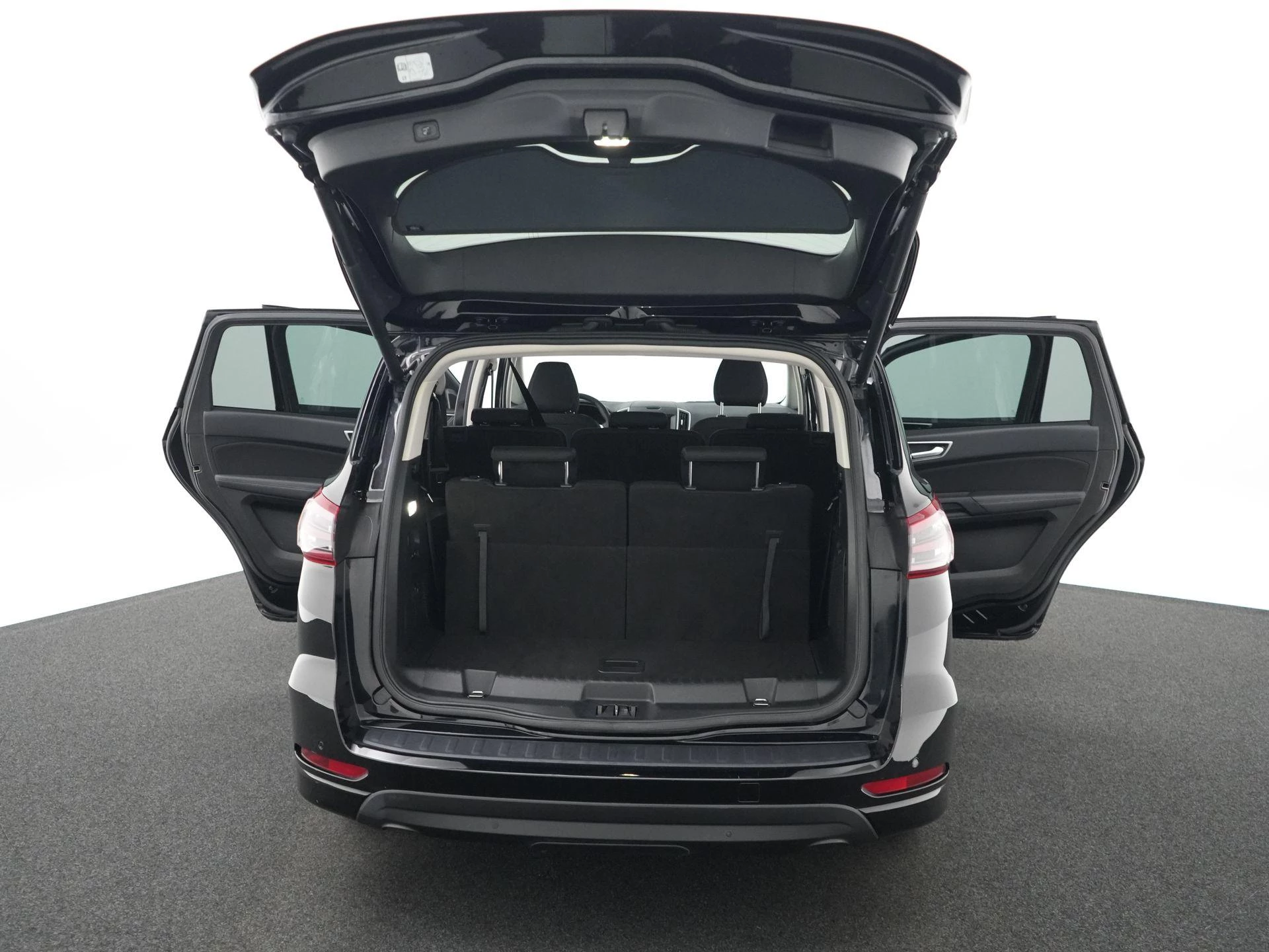Ford-S-Max-image-47
