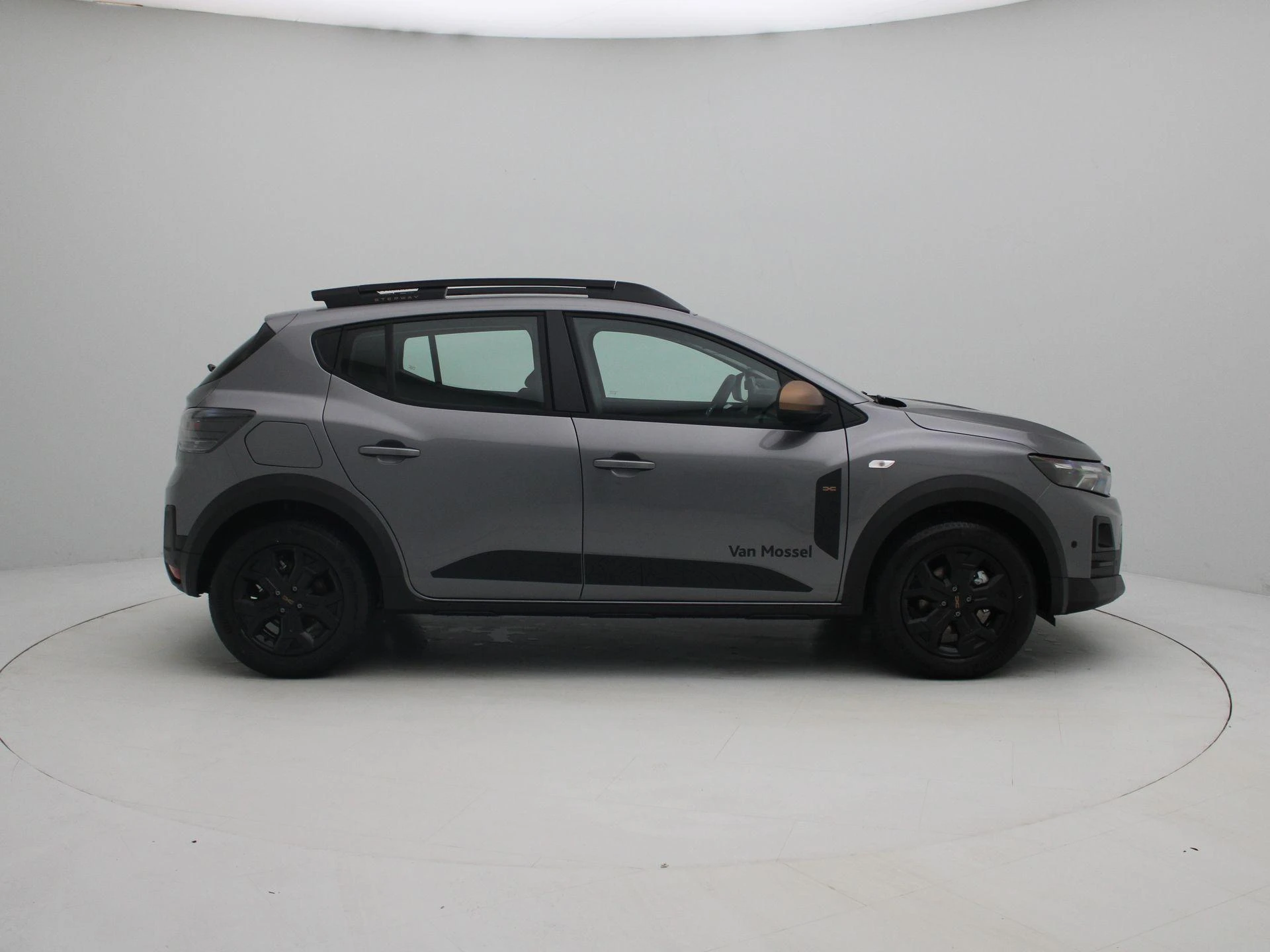 Dacia-Sandero Stepway-image-5