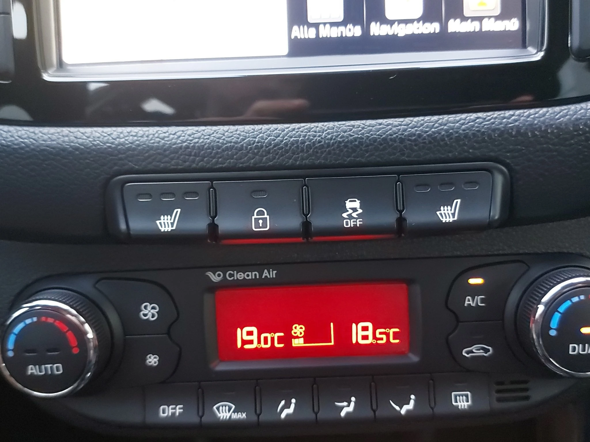 Kia-Ceed Sportswagon-image-22
