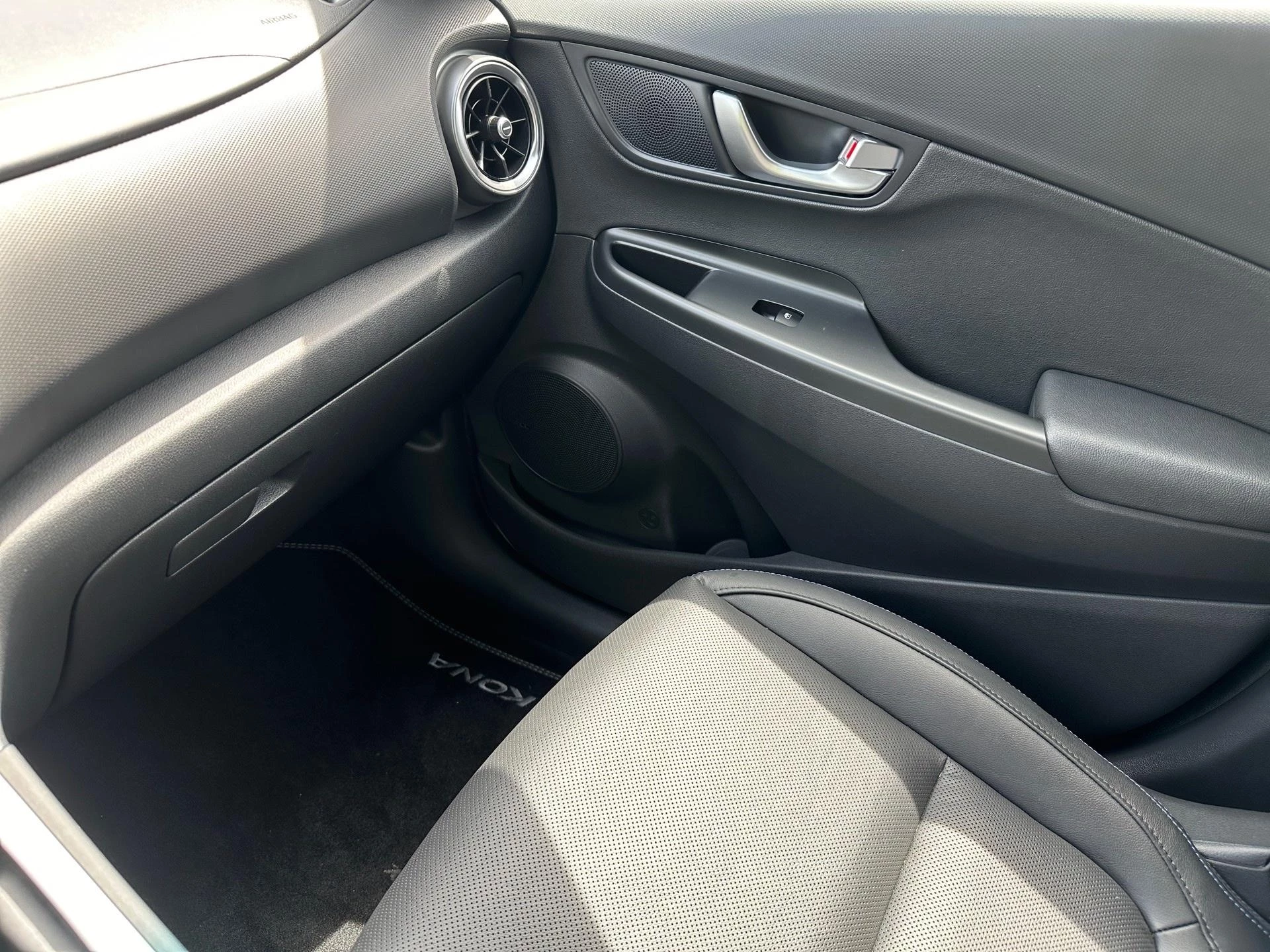 Hyundai-Kona-image-7